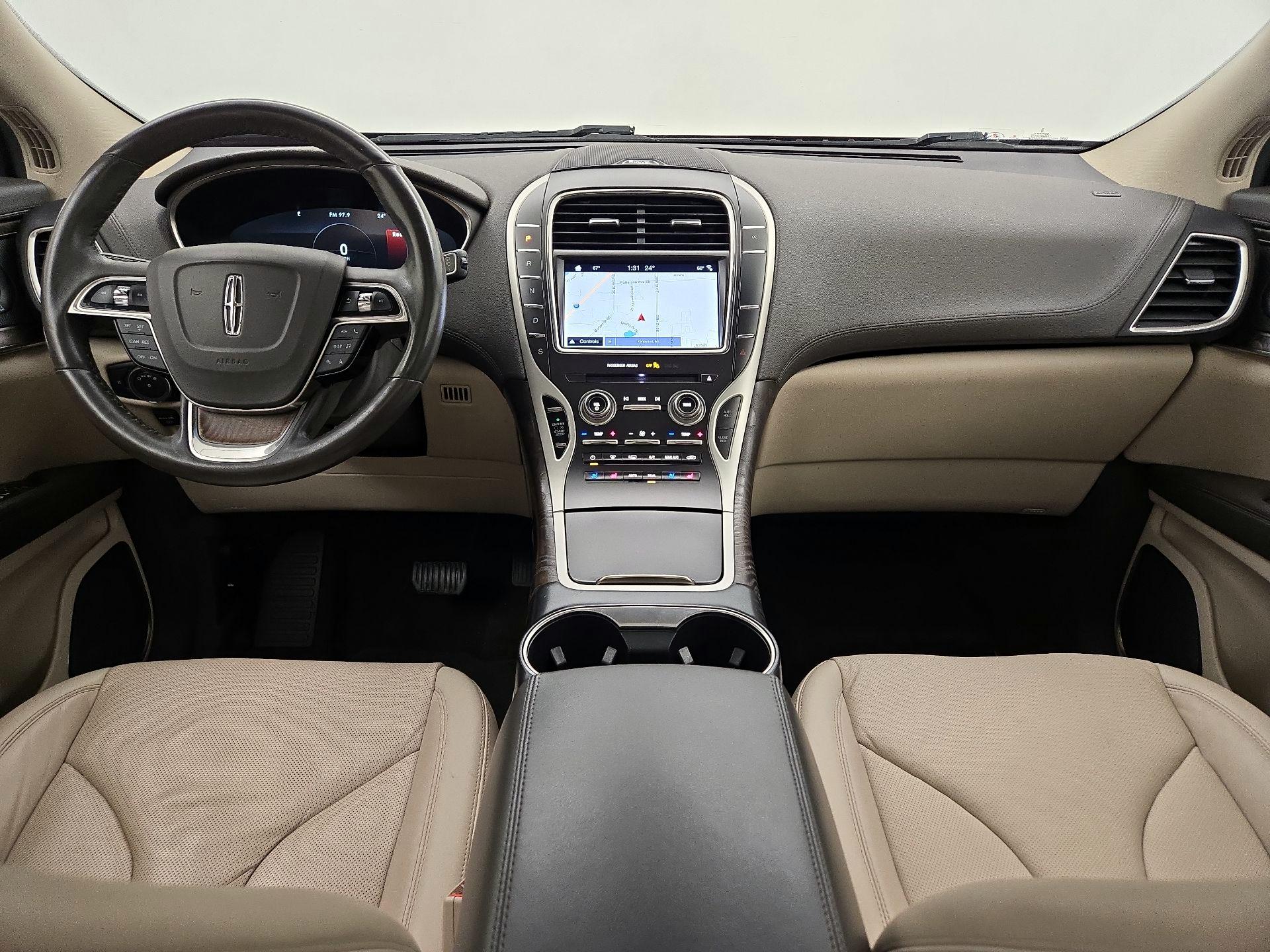 Thumbnail: 2019 Lincoln Nautilus - 9