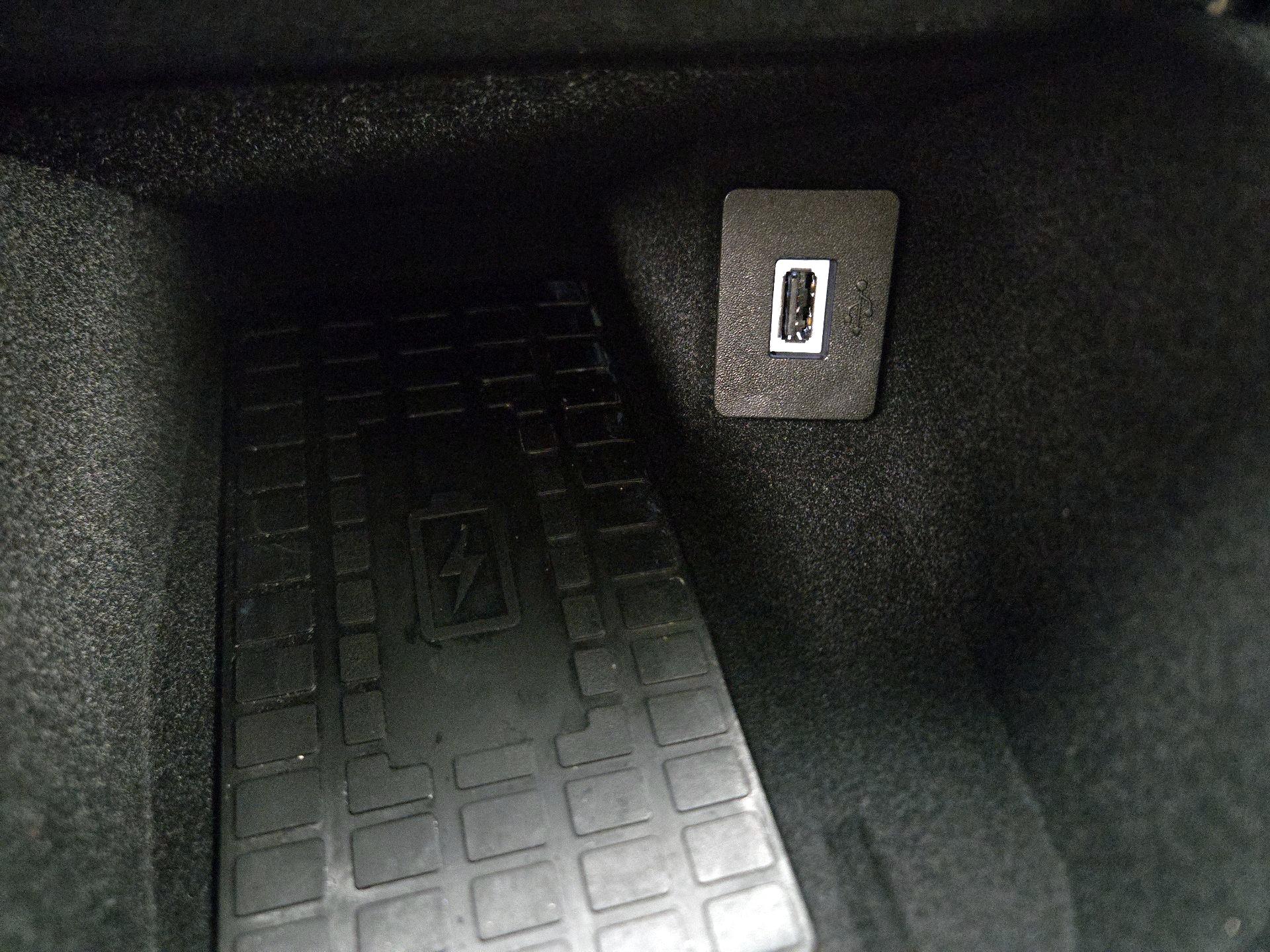 Thumbnail: 2019 Lincoln Nautilus - 19