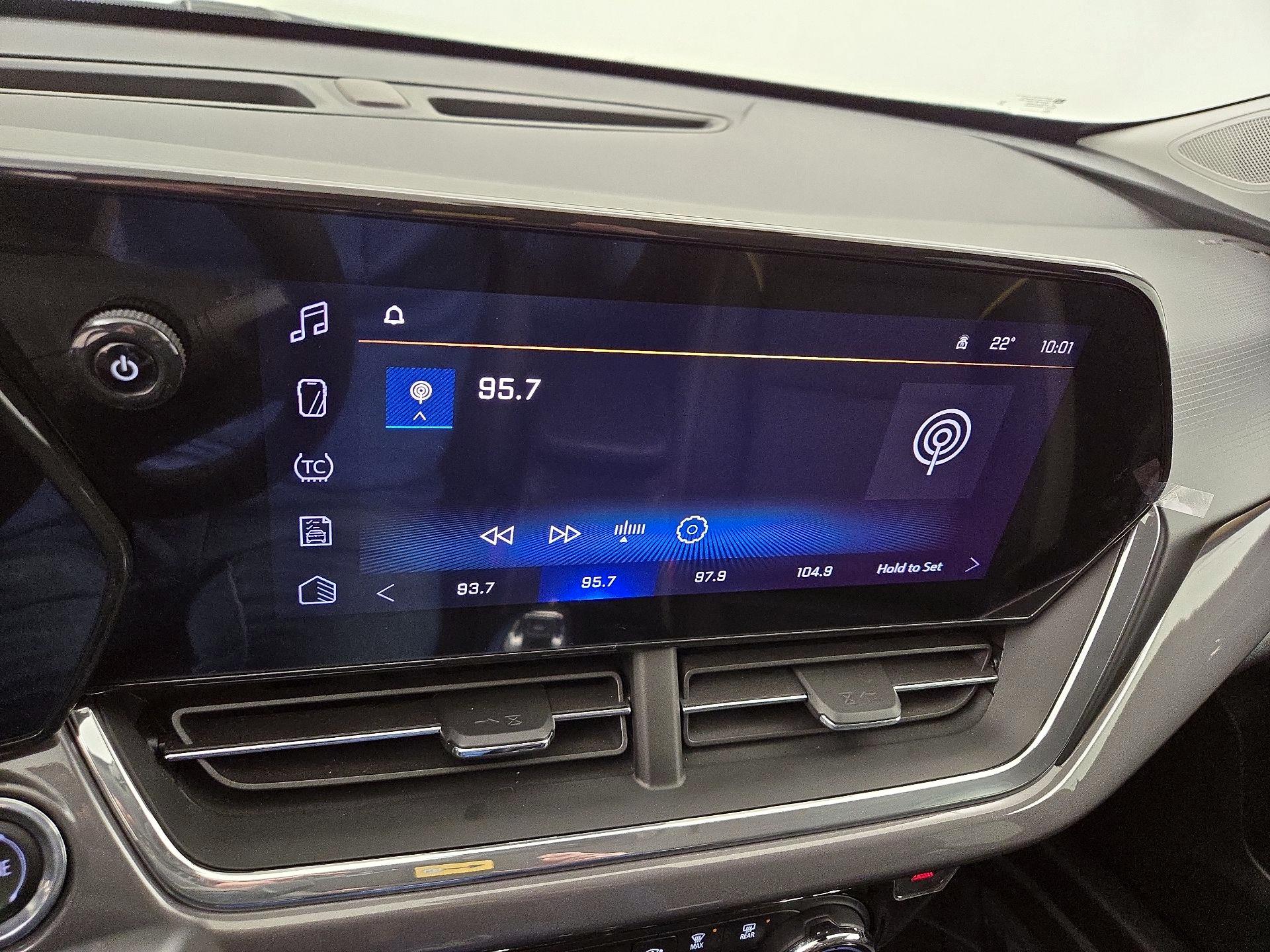 Thumbnail: 2025 Chevrolet Trax - 15