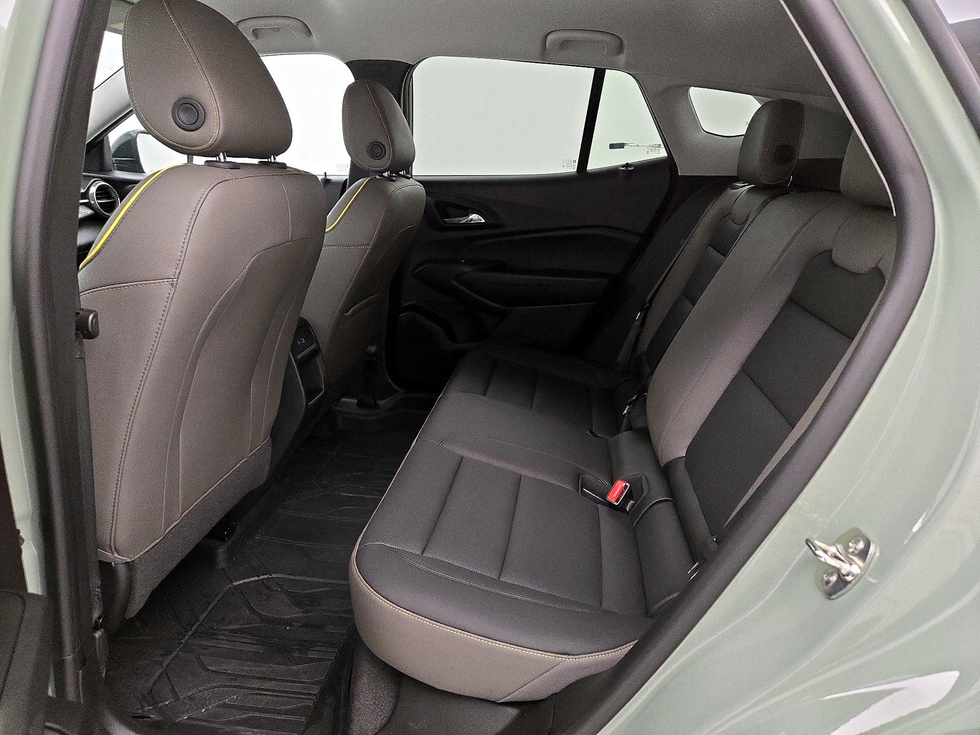 Thumbnail: 2025 Chevrolet Trax - 19