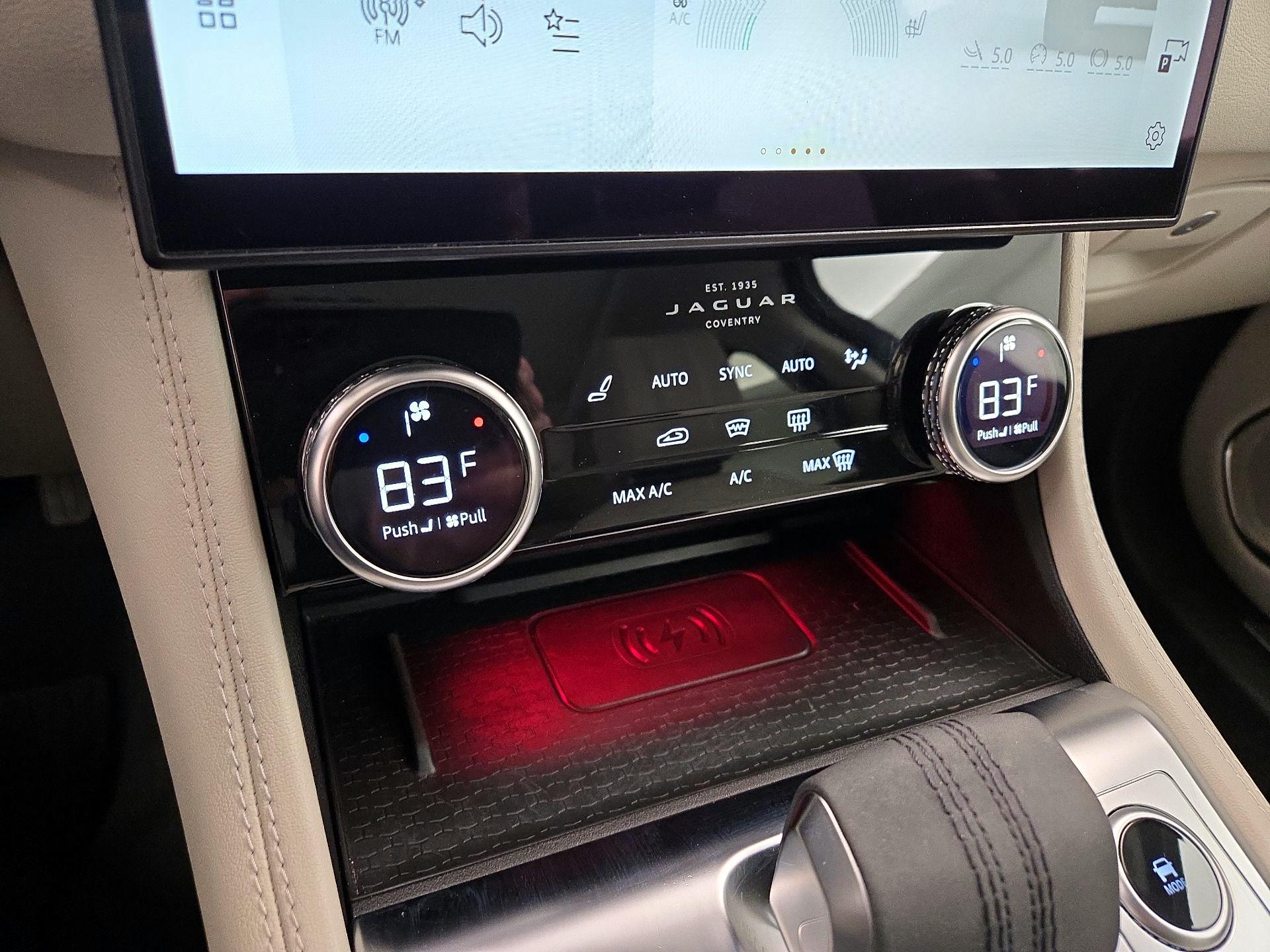 Thumbnail: 2022 Jaguar F-Pace - 17