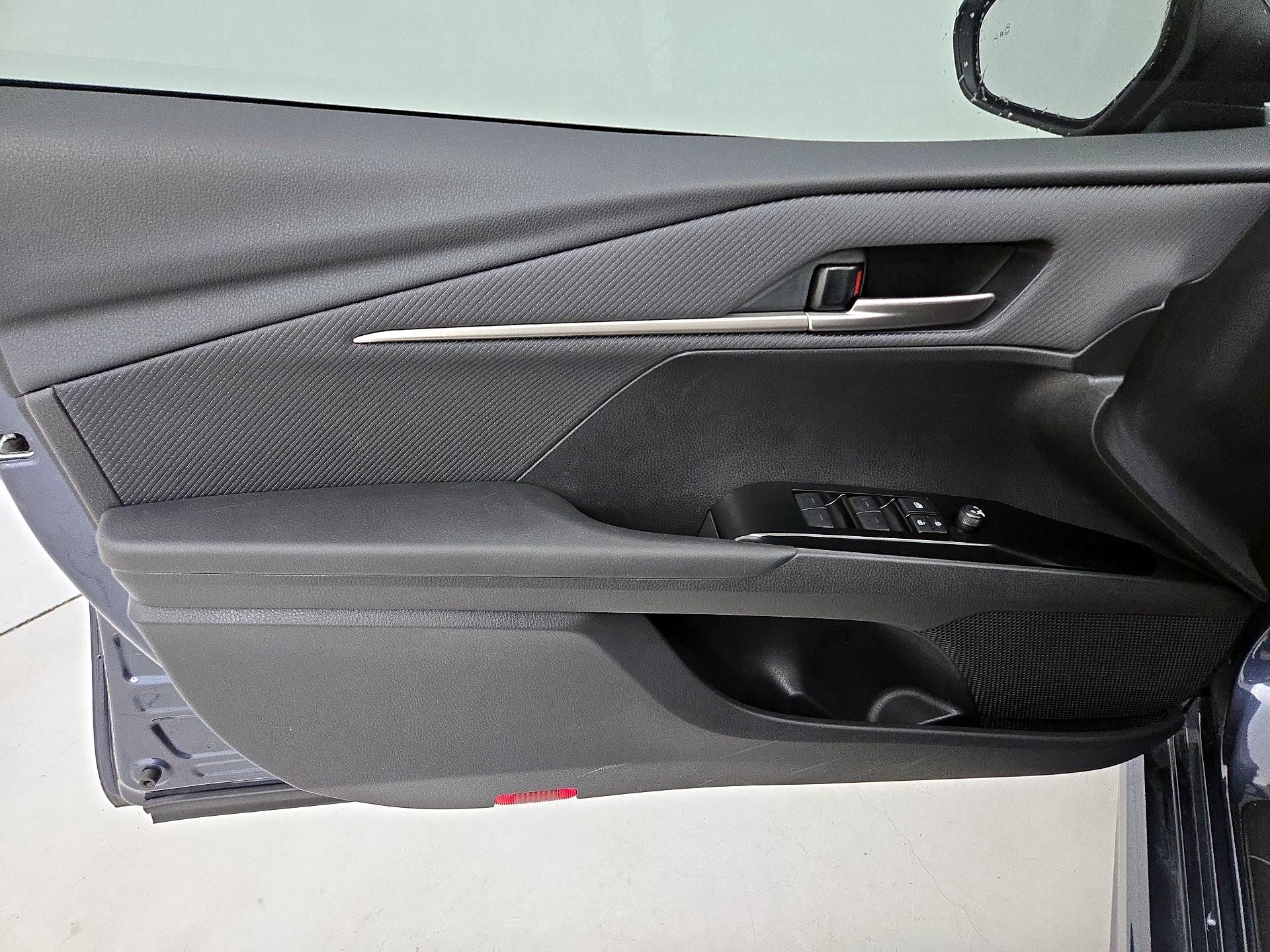 Thumbnail: 2026 Toyota Camry - 12