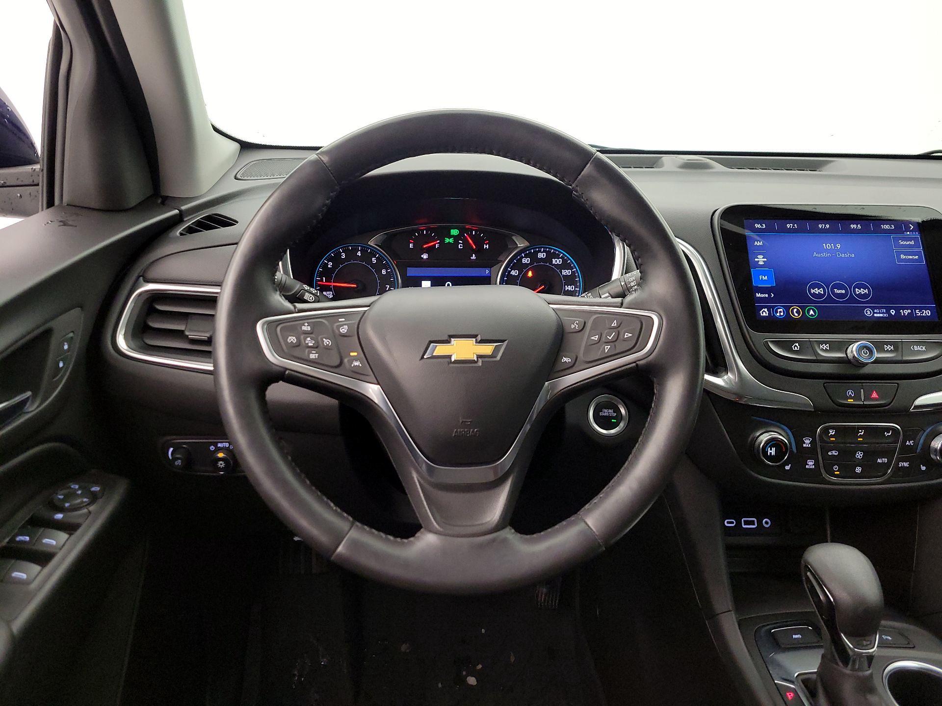 Thumbnail: 2022 Chevrolet Equinox - 10