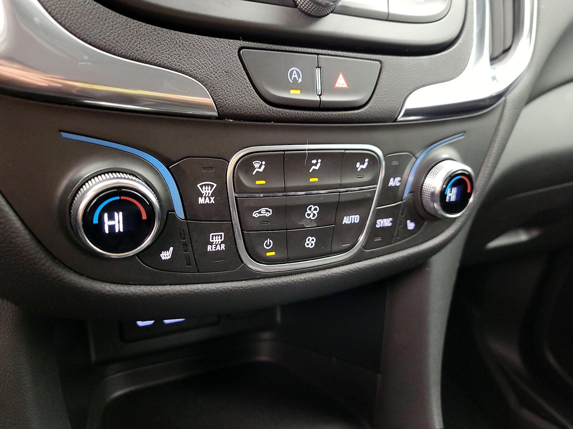 Thumbnail: 2022 Chevrolet Equinox - 17