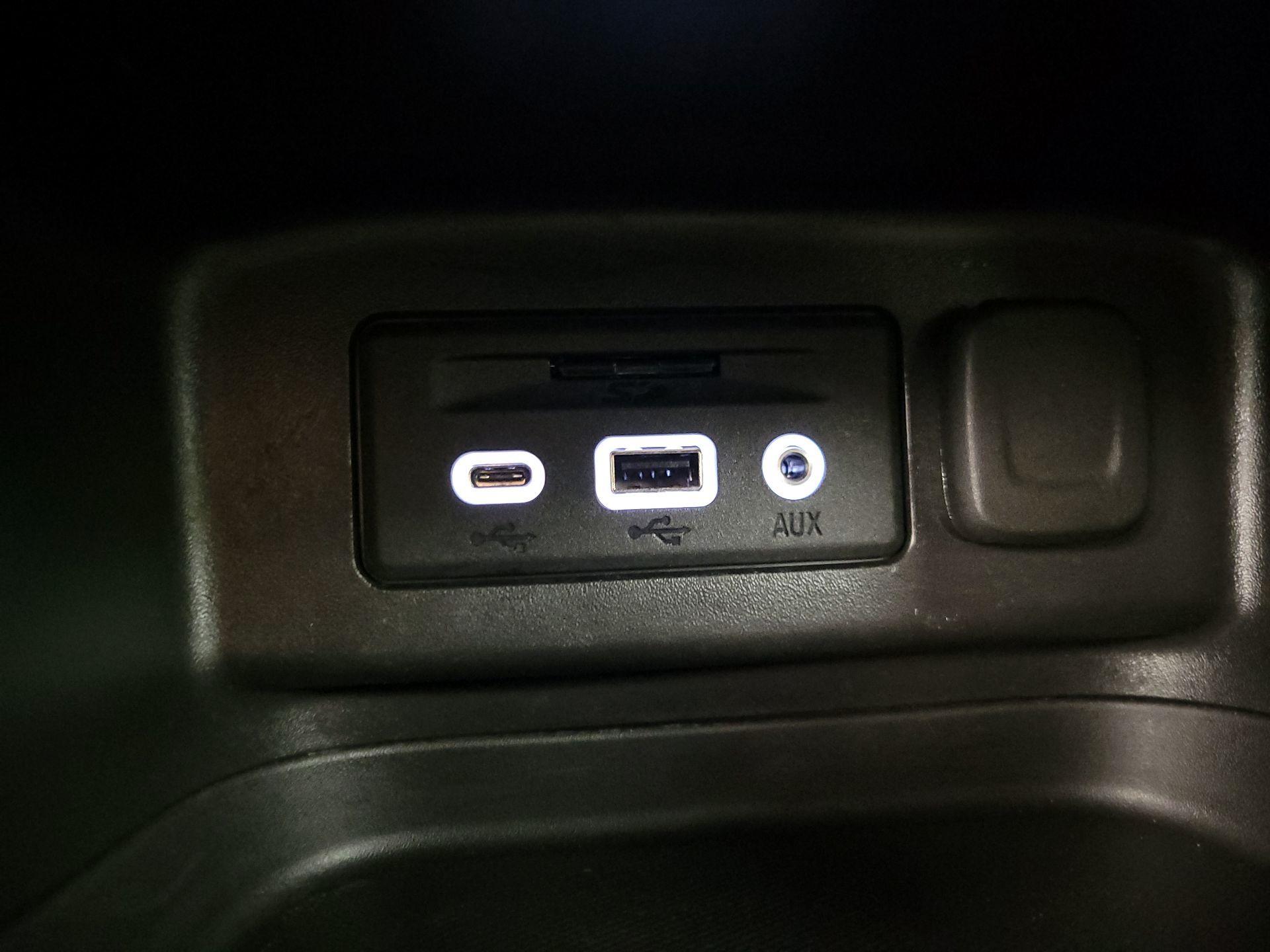 Thumbnail: 2022 Chevrolet Equinox - 19