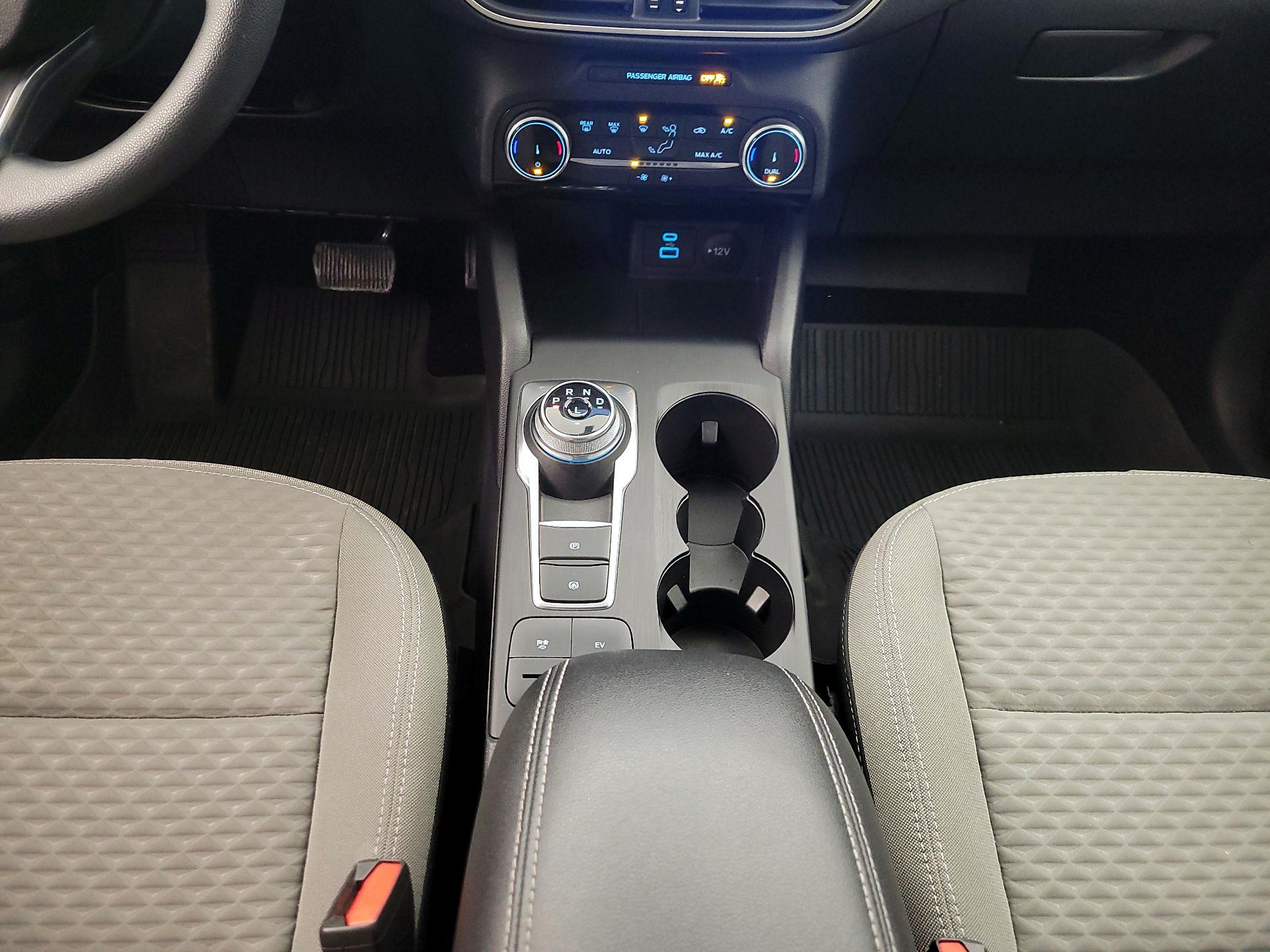 Thumbnail: 2022 Ford Escape - 18