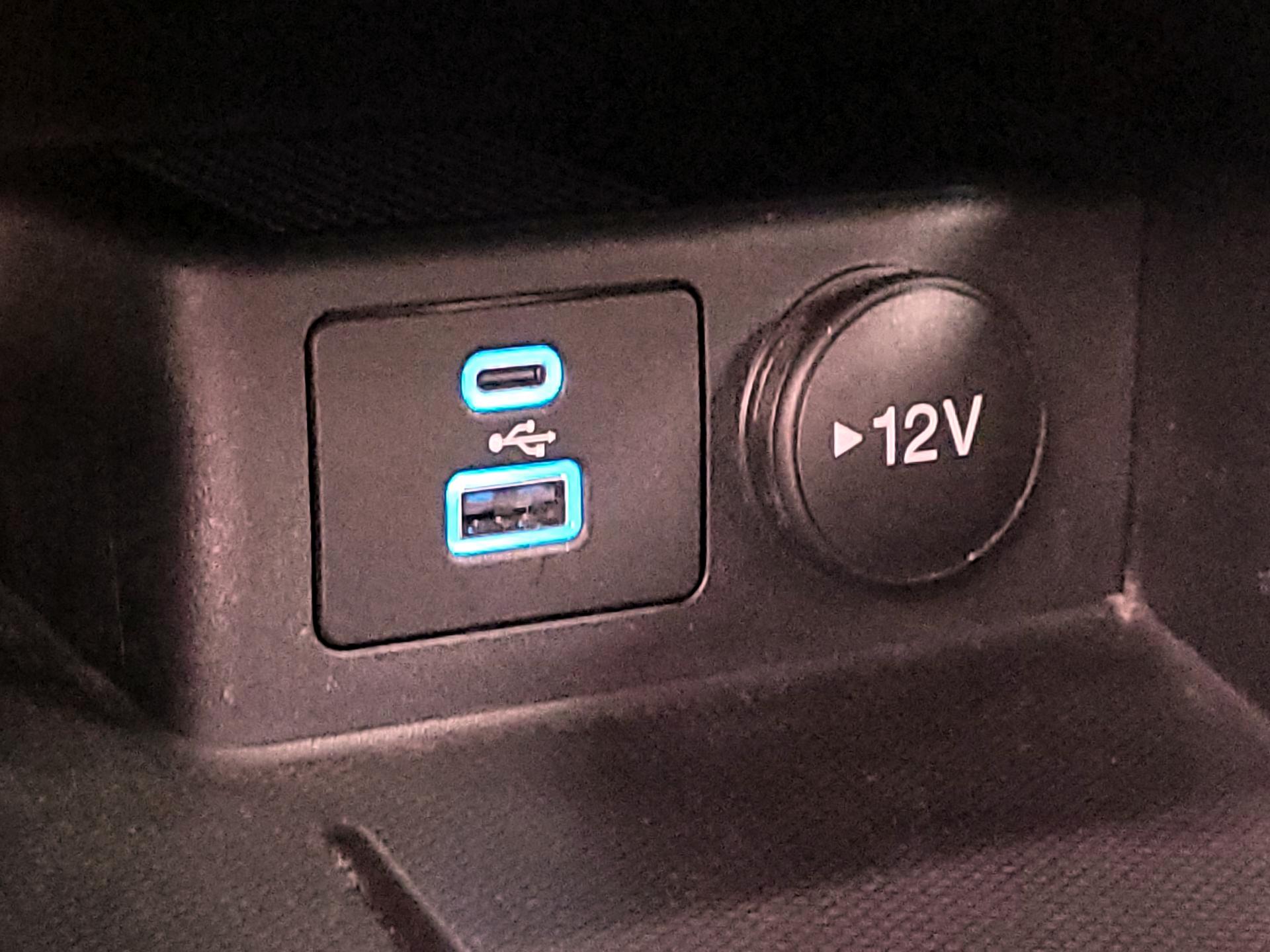 Thumbnail: 2022 Ford Escape - 19