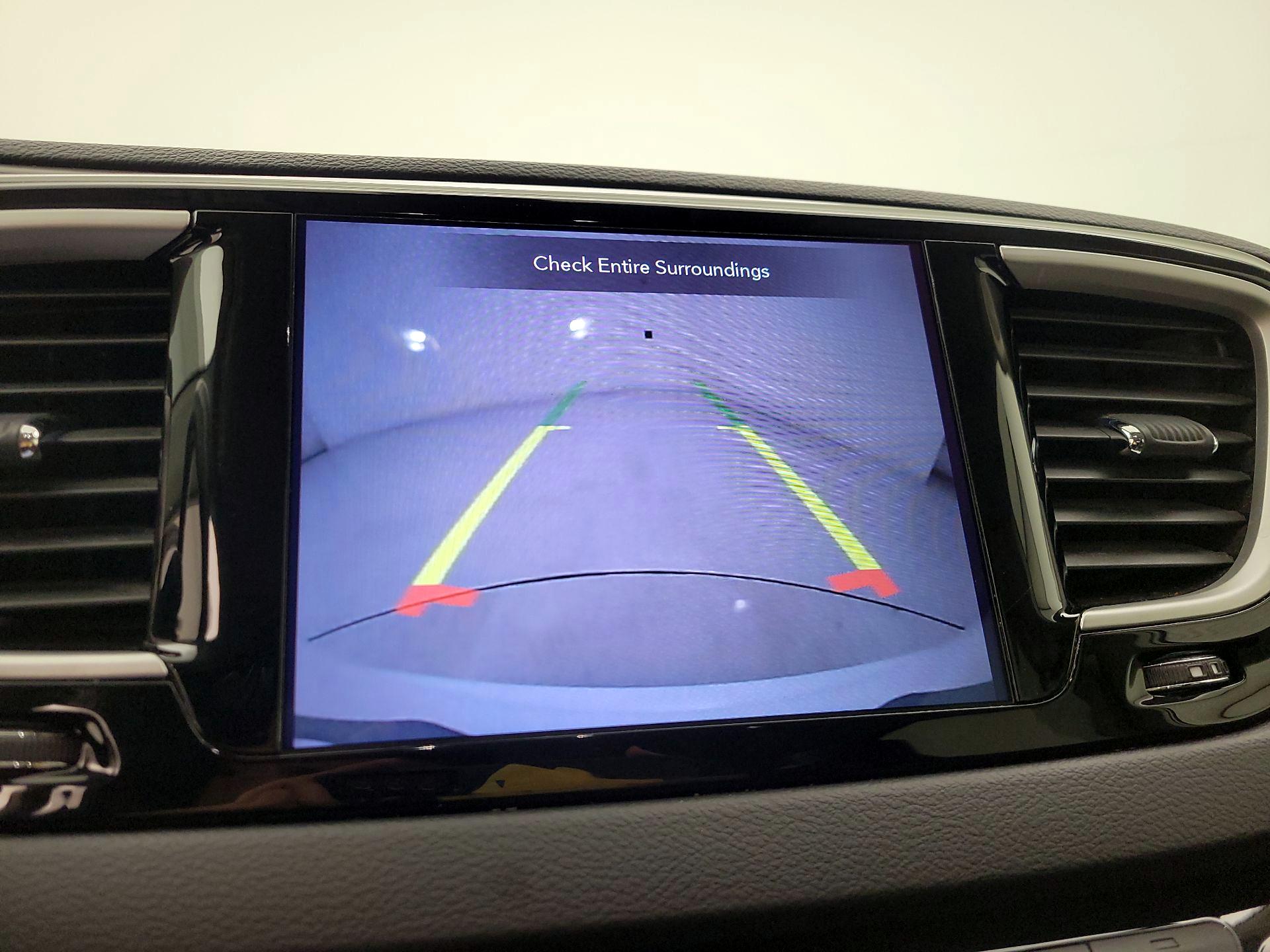 Thumbnail: 2020 Chrysler Pacifica - 15