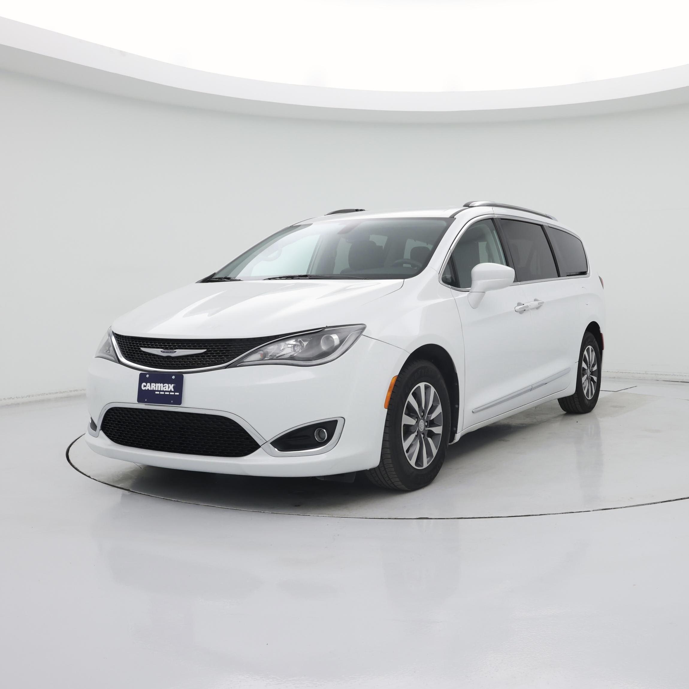 Thumbnail: 2020 Chrysler Pacifica - 4