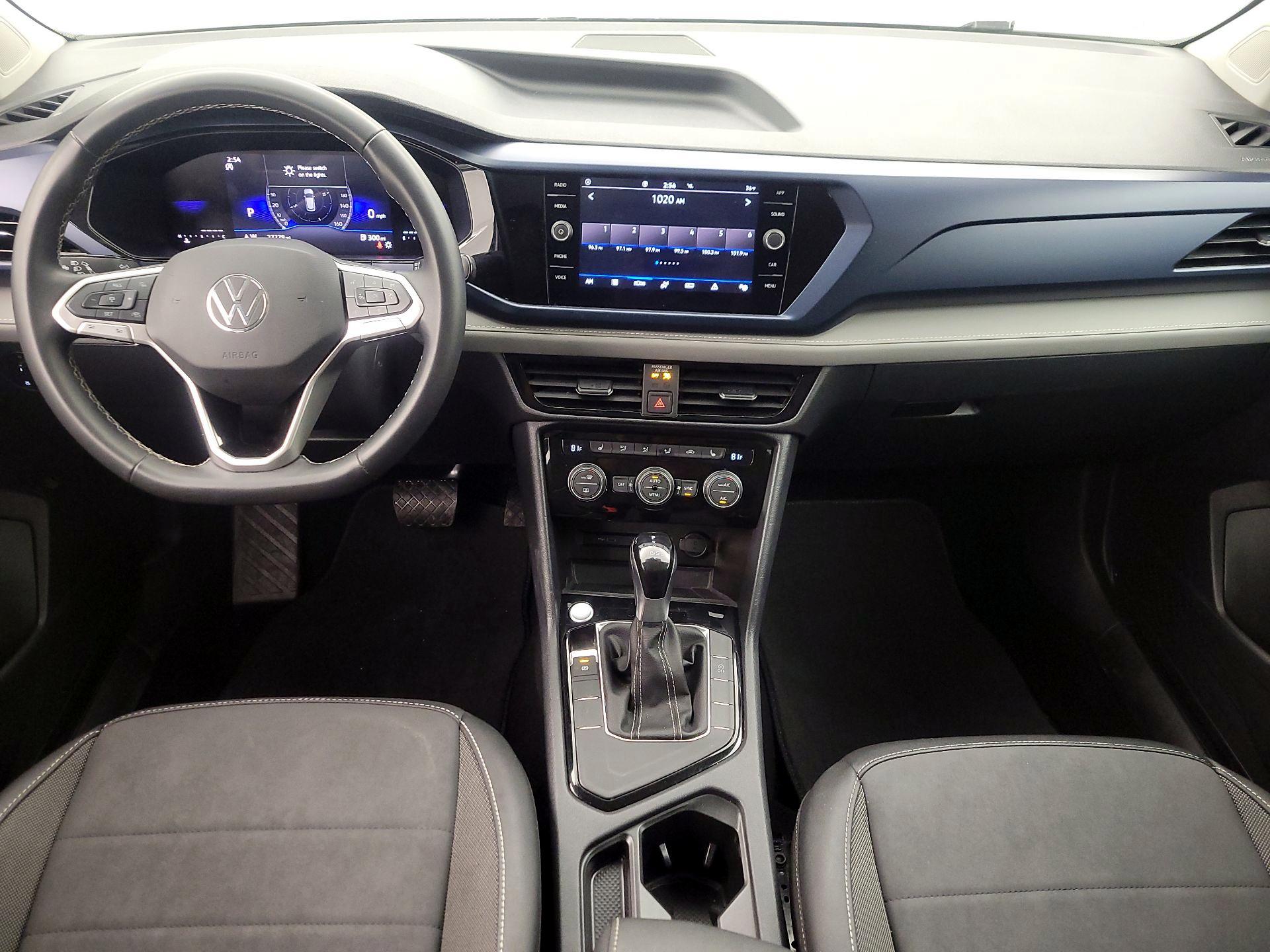 Thumbnail: 2024 Volkswagen Taos - 9