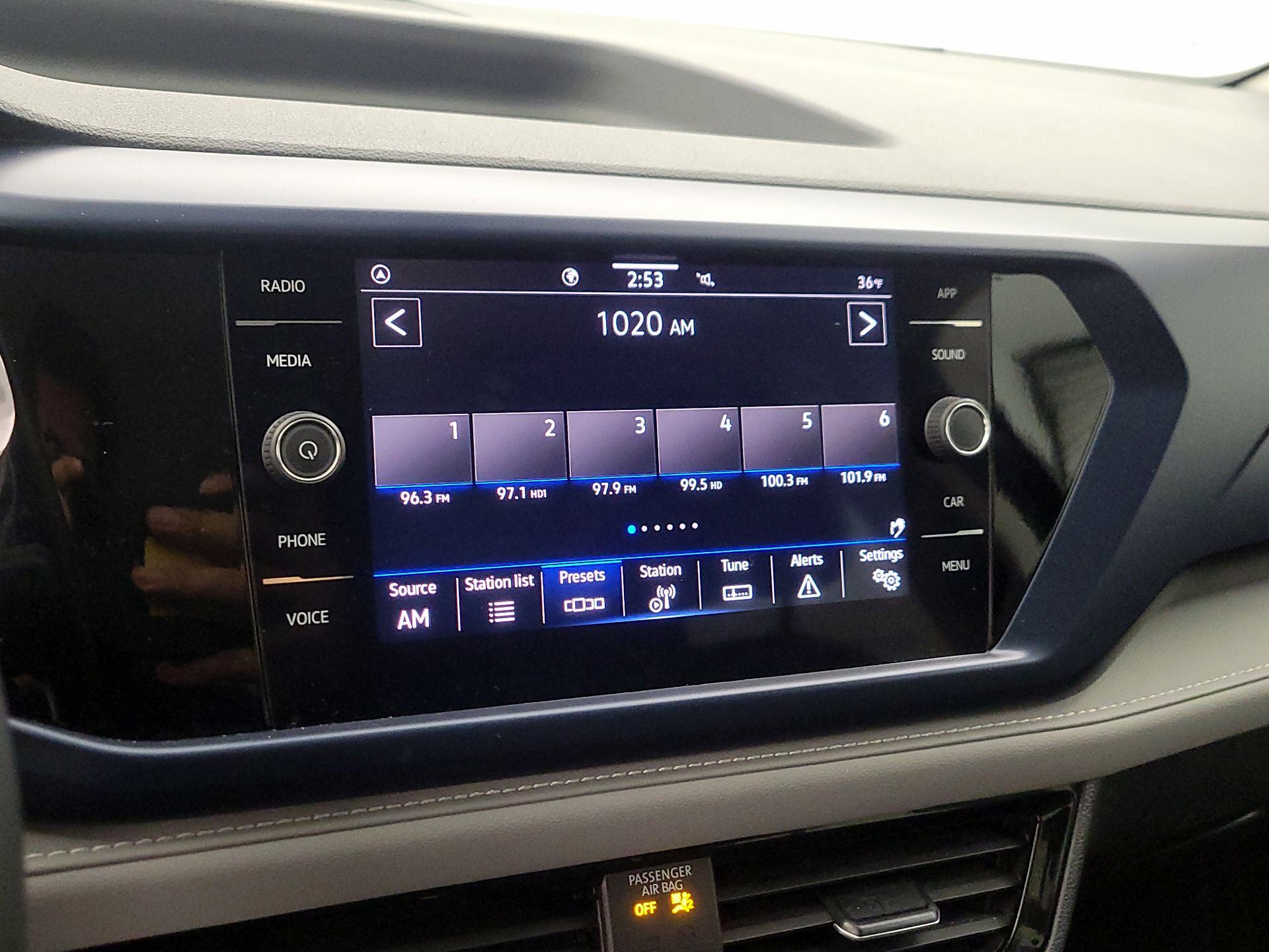 Thumbnail: 2024 Volkswagen Taos - 15