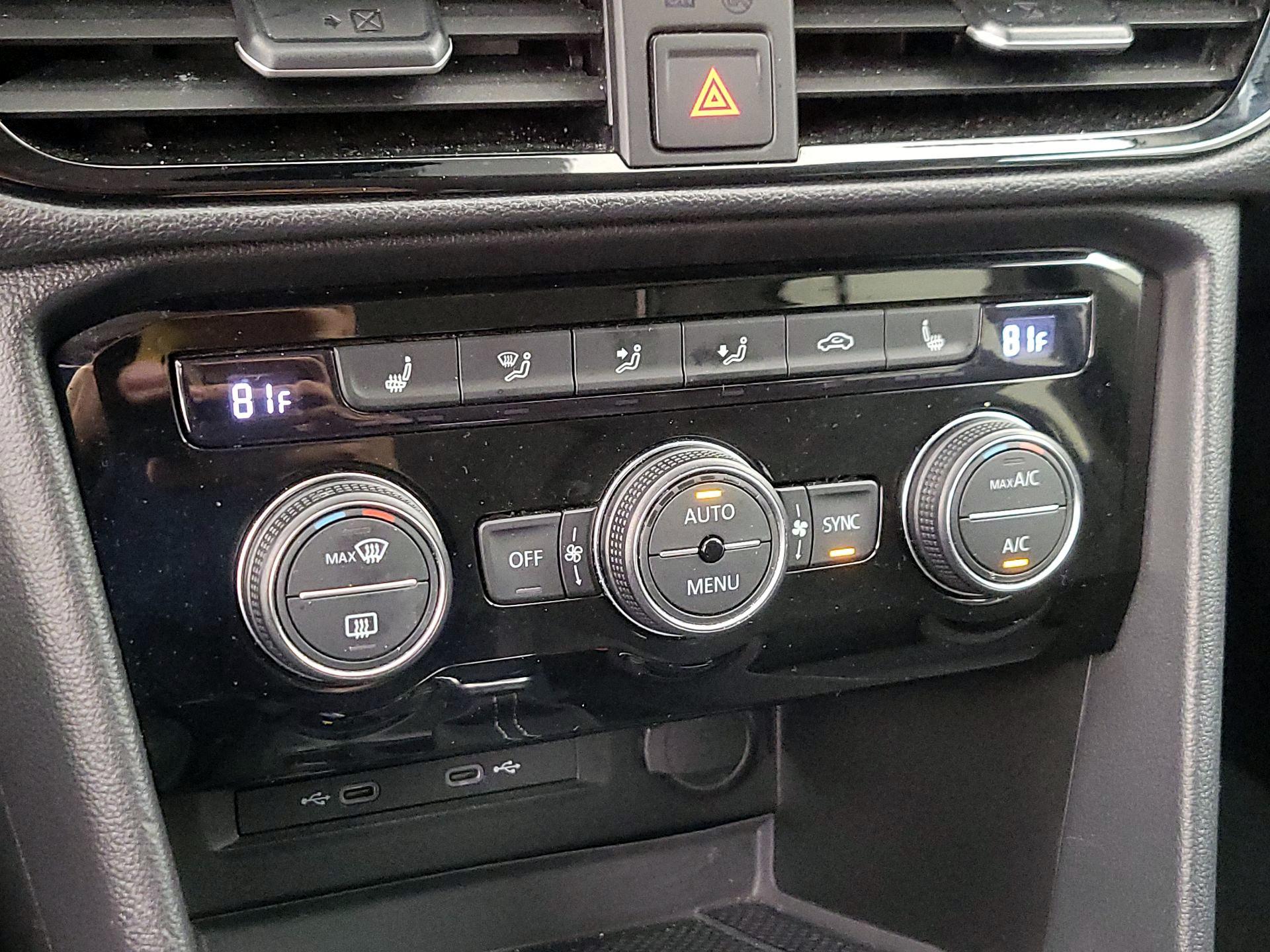 Thumbnail: 2024 Volkswagen Taos - 16