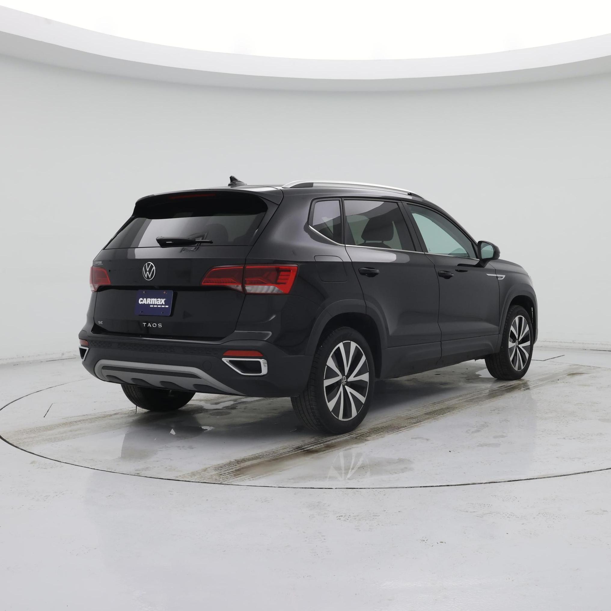 Thumbnail: 2024 Volkswagen Taos - 8