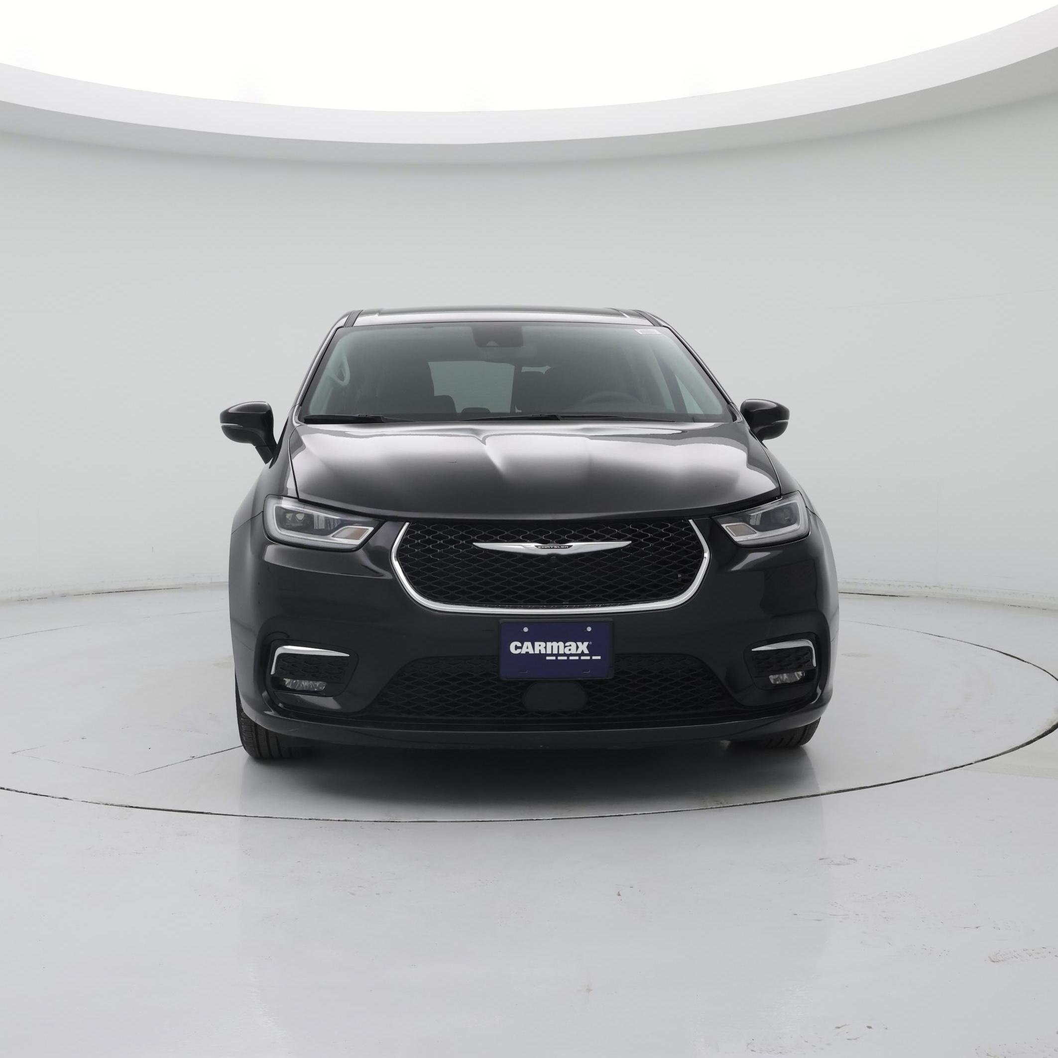 Thumbnail: 2023 Chrysler Pacifica - 5