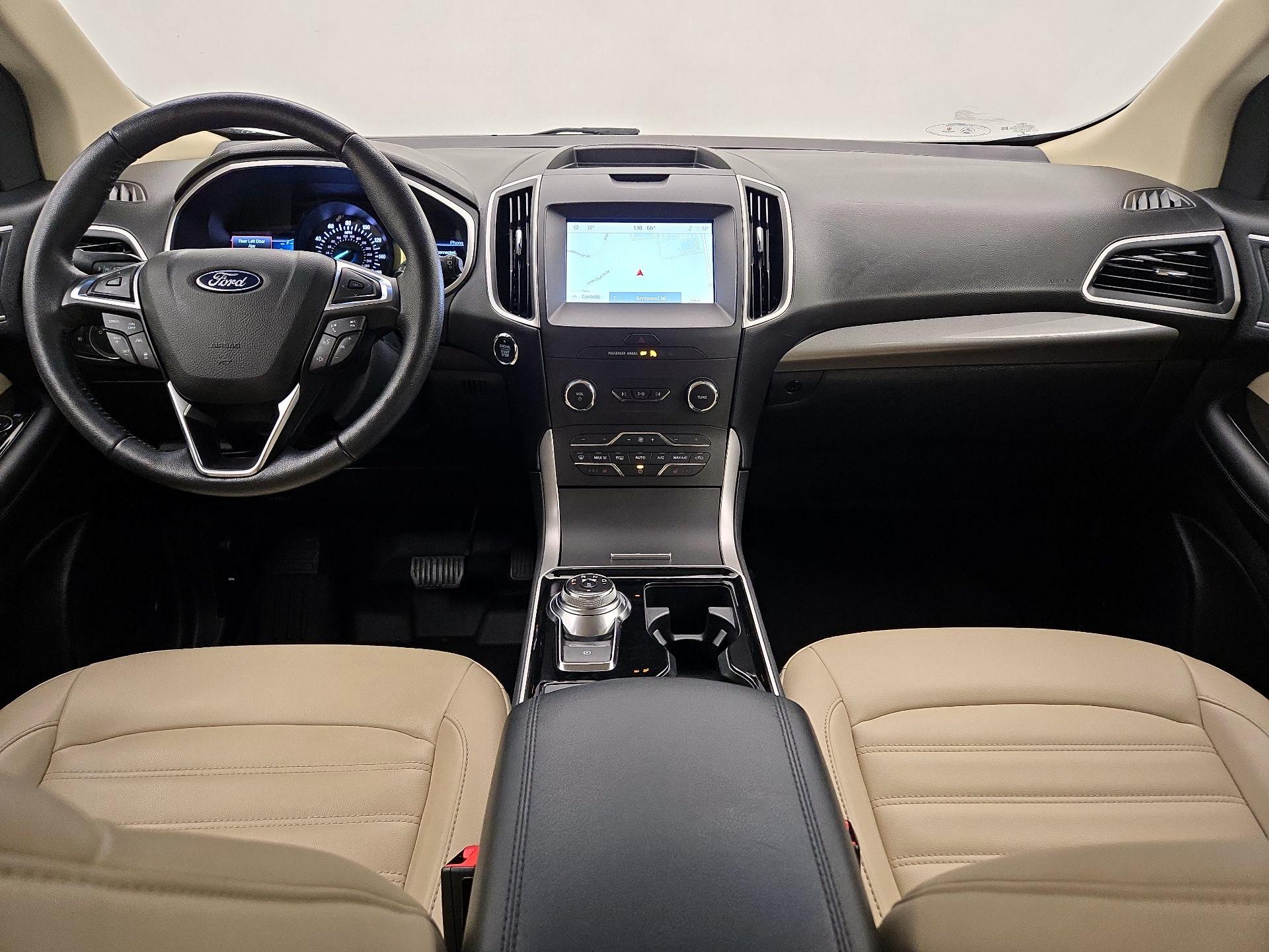 Thumbnail: 2020 Ford Edge - 9