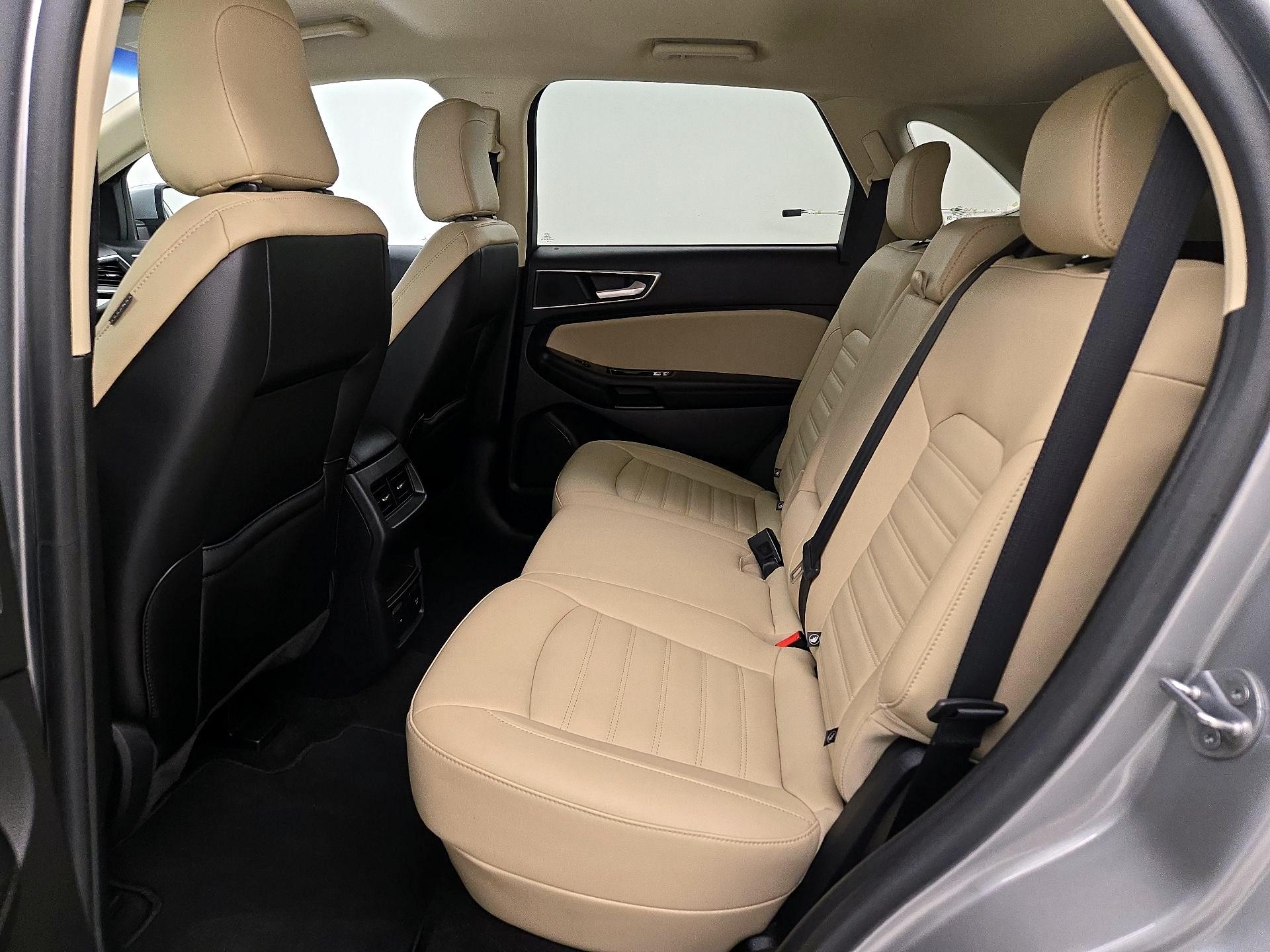 Thumbnail: 2020 Ford Edge - 20