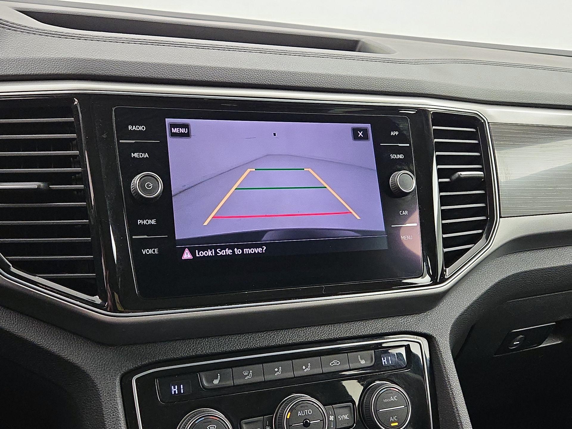 Thumbnail: 2018 Volkswagen Atlas - 14