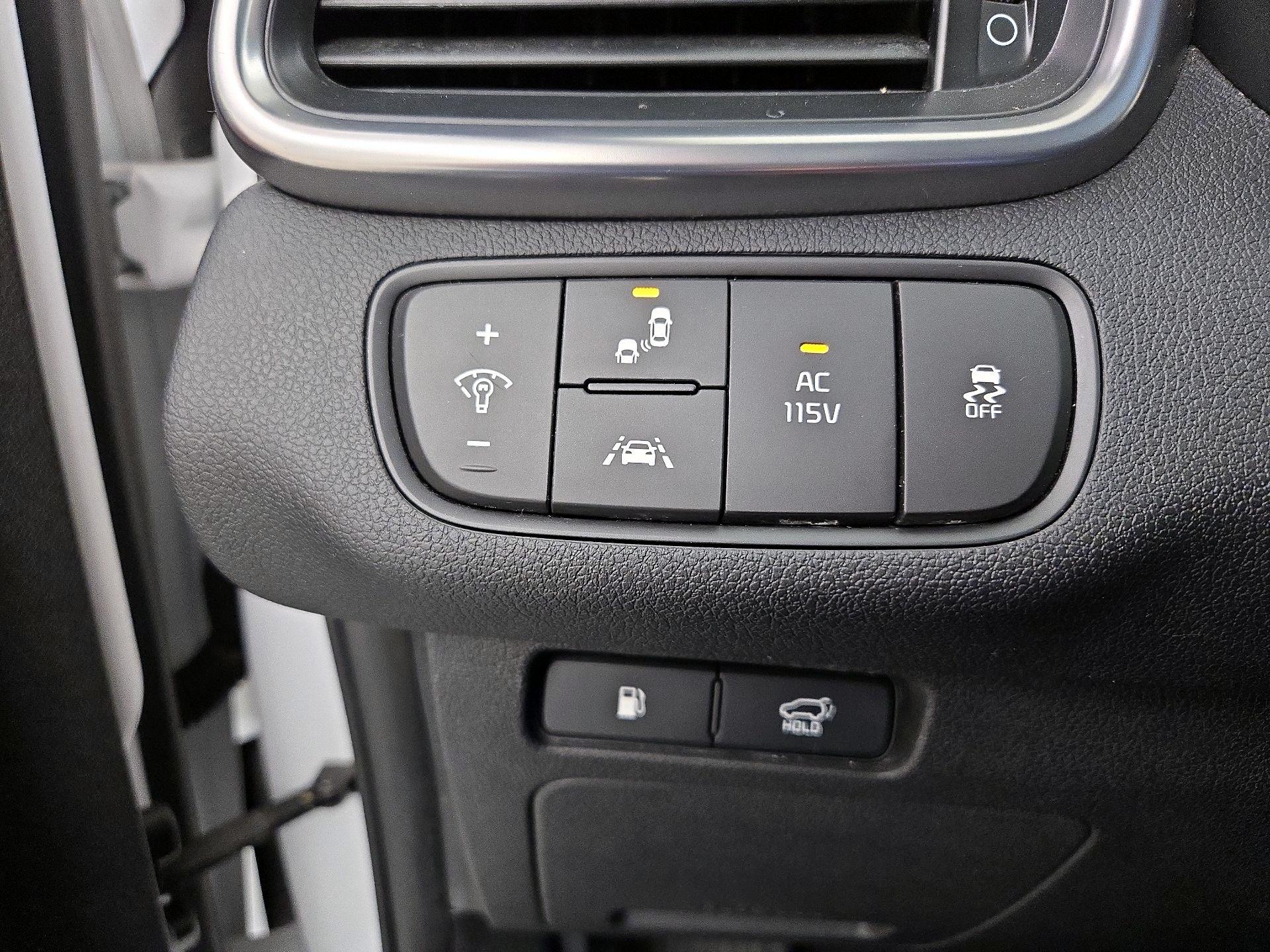 Thumbnail: 2017 Kia Sorento - 13