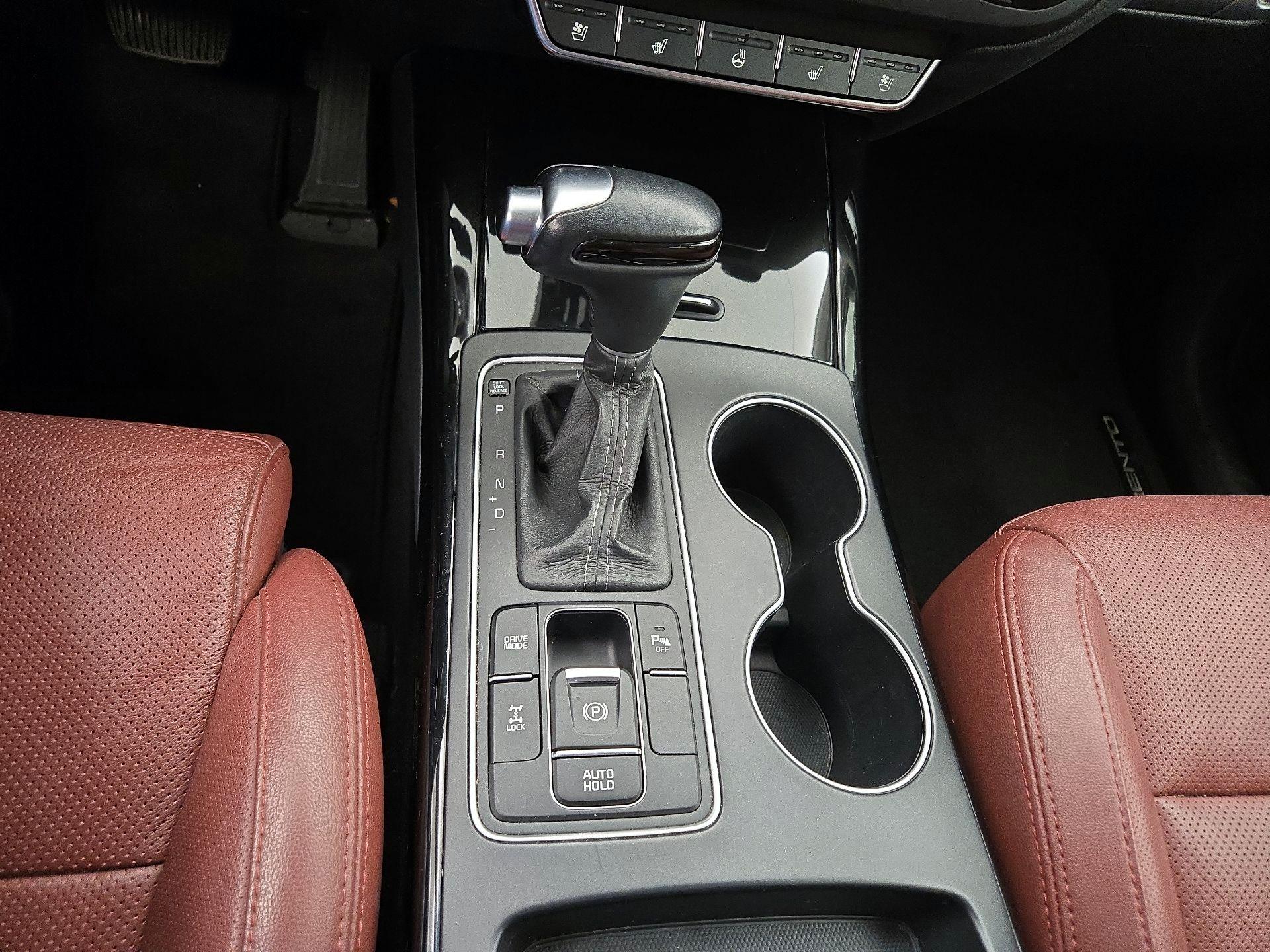 Thumbnail: 2017 Kia Sorento - 18