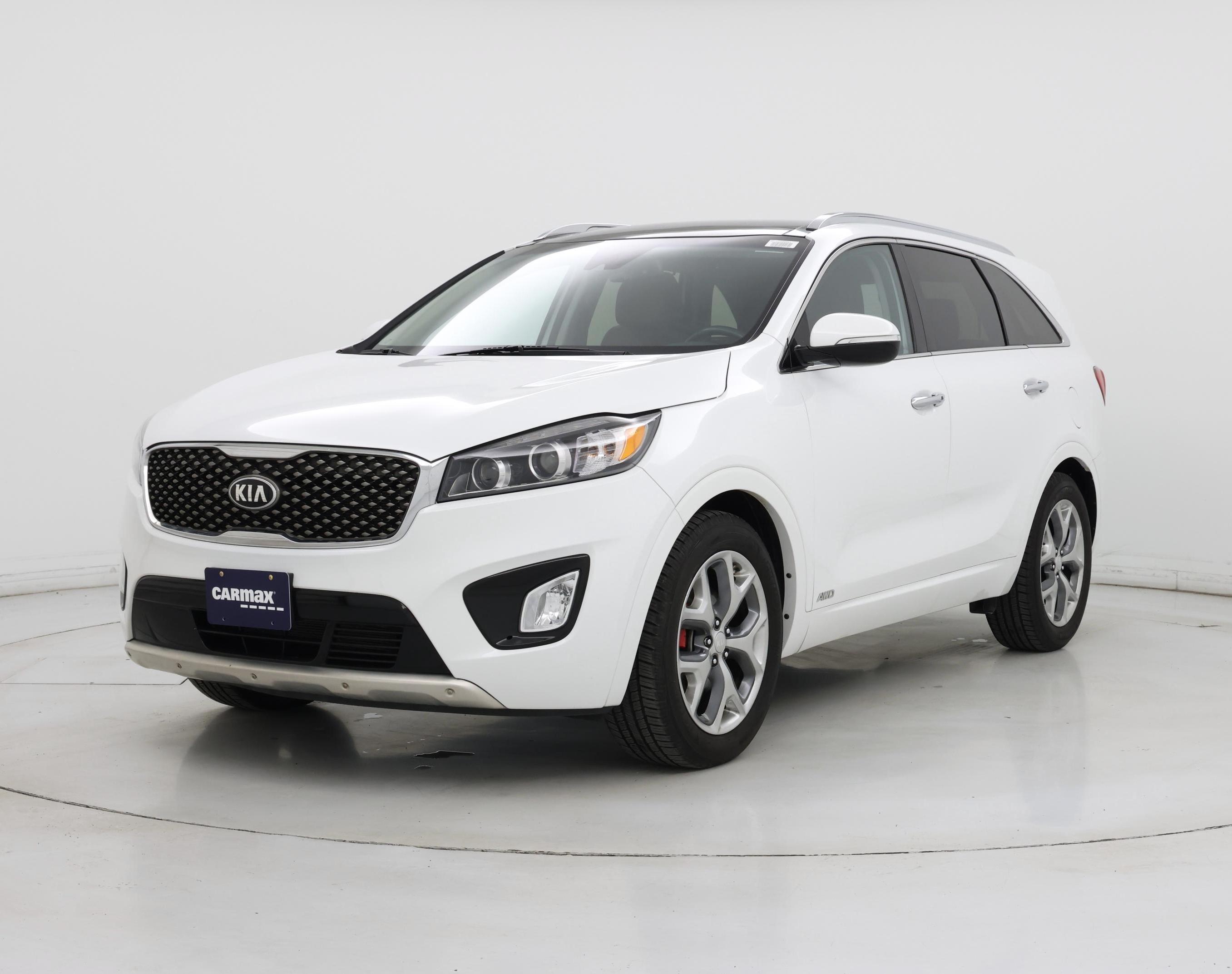 Thumbnail: 2017 Kia Sorento - 4