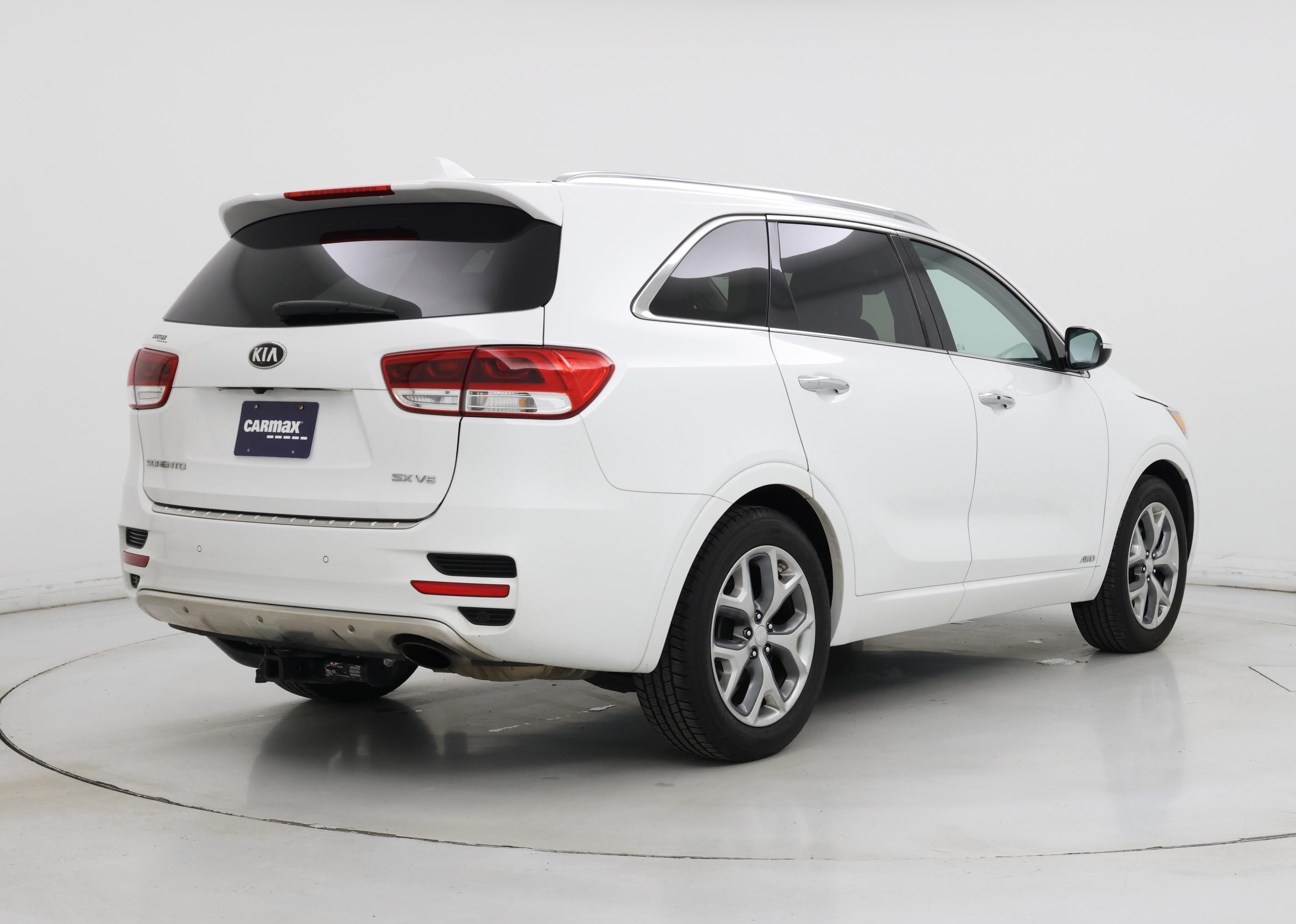 Thumbnail: 2017 Kia Sorento - 8