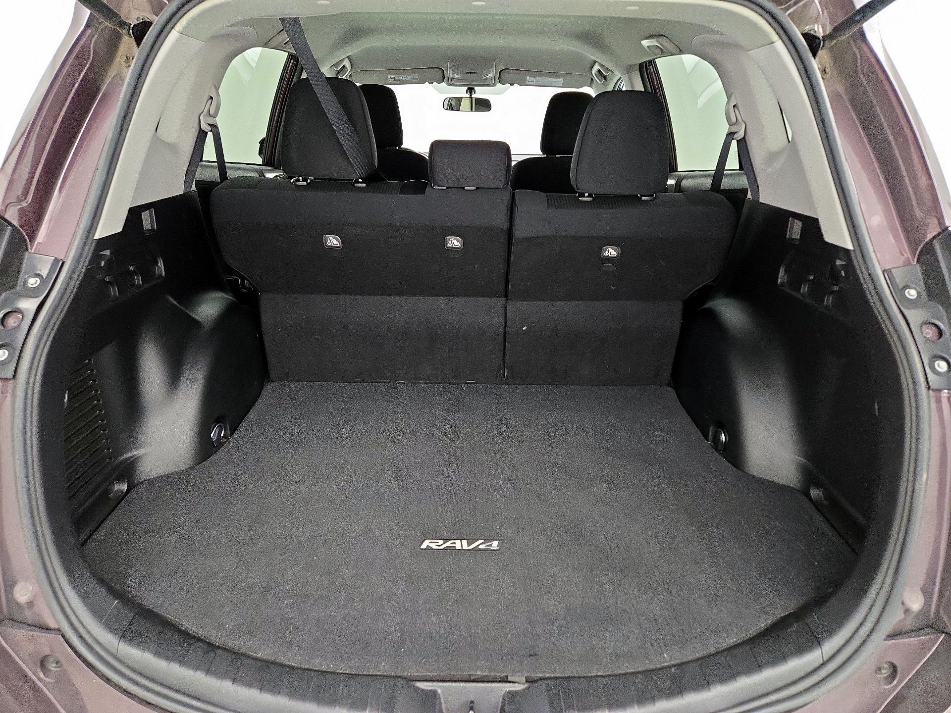 Thumbnail: 2016 Toyota RAV4 - 20