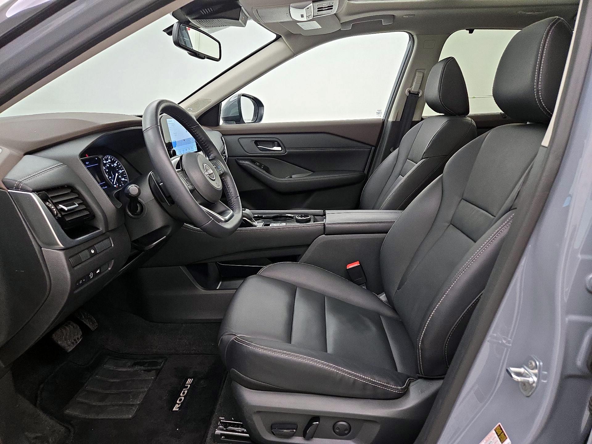 Thumbnail: 2023 Nissan Rogue - 11