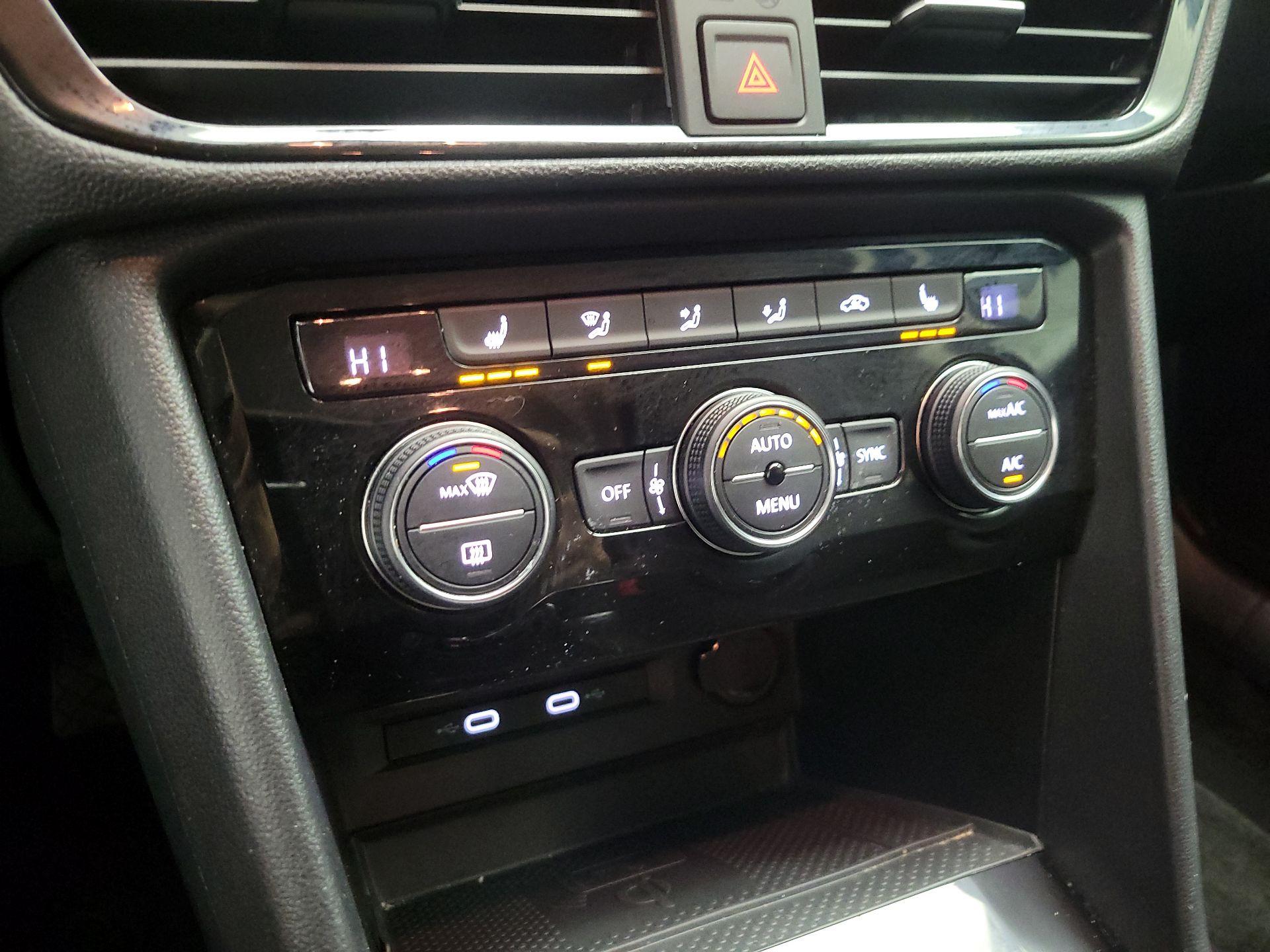 Thumbnail: 2024 Volkswagen Taos - 15