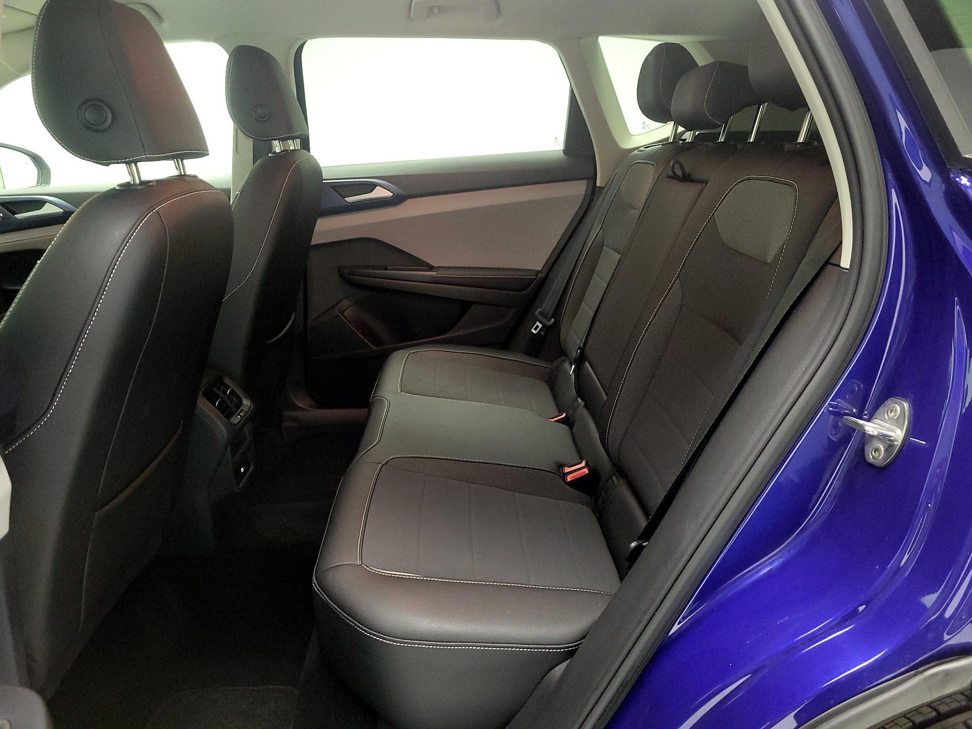 Thumbnail: 2024 Volkswagen Taos - 17