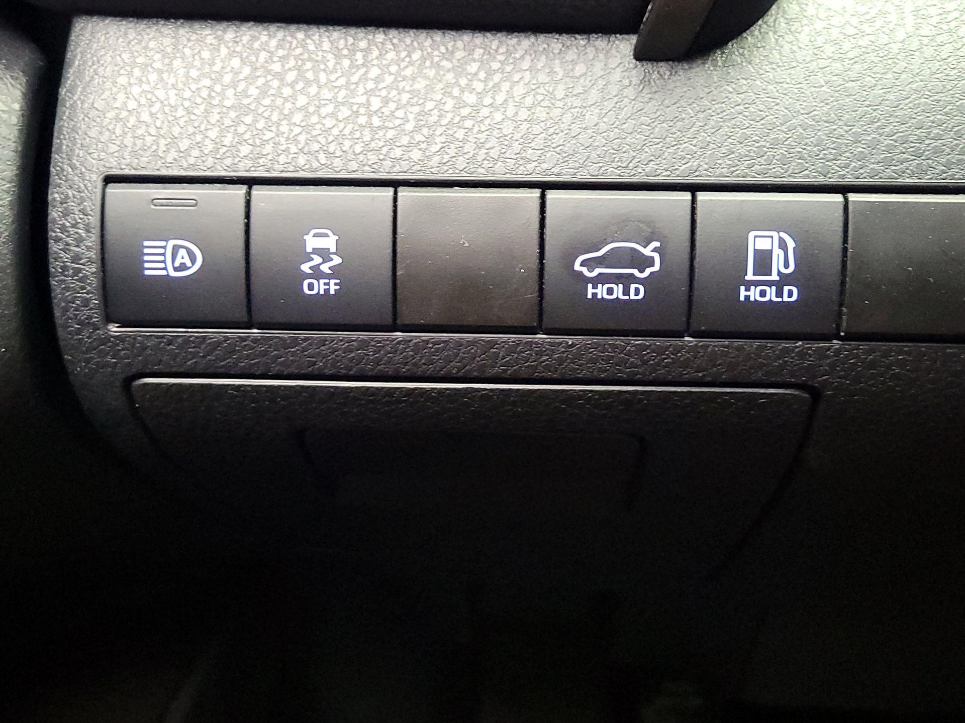 Thumbnail: 2024 Toyota Camry - 13