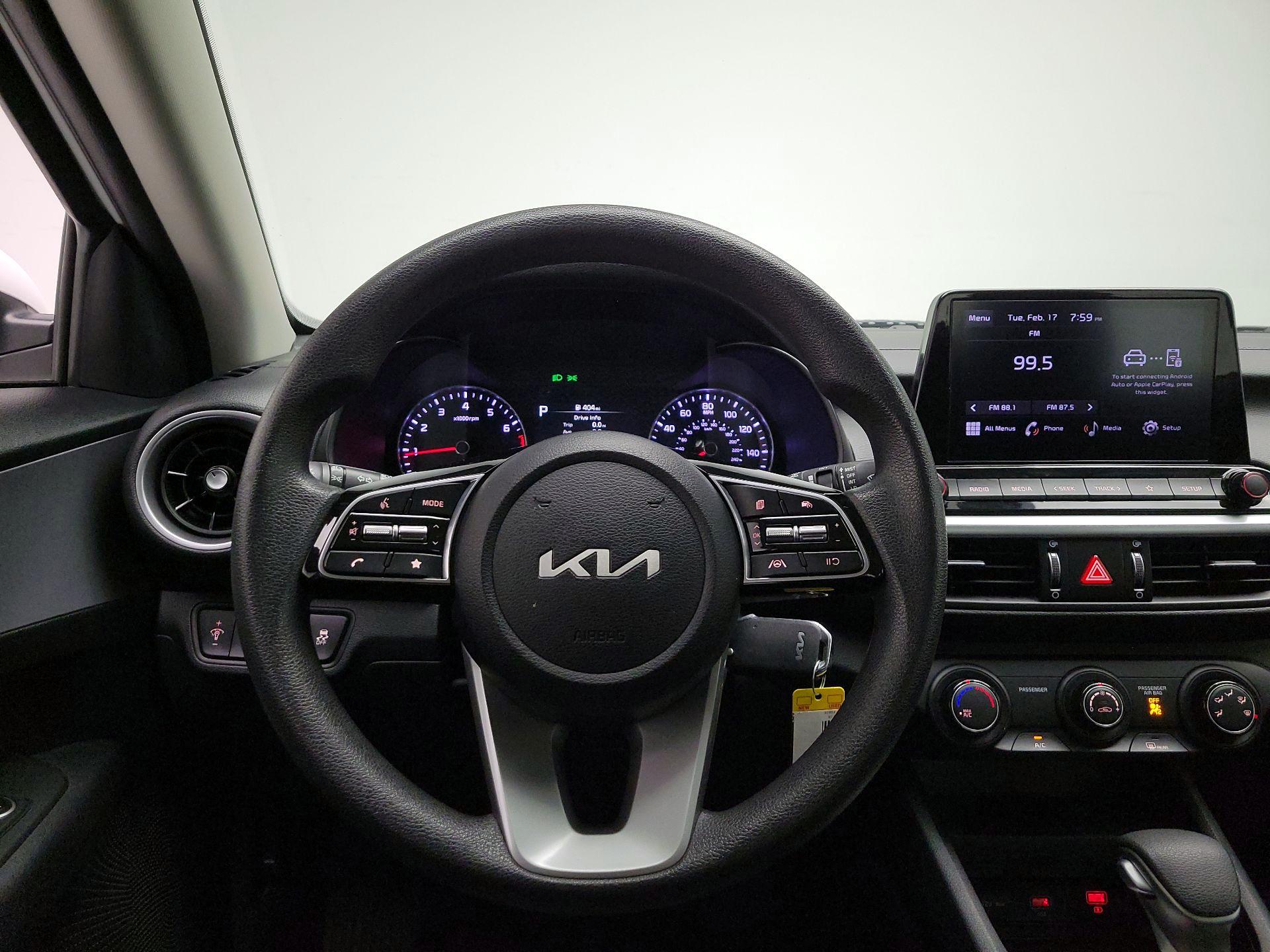 Thumbnail: 2024 Kia Forte - 10