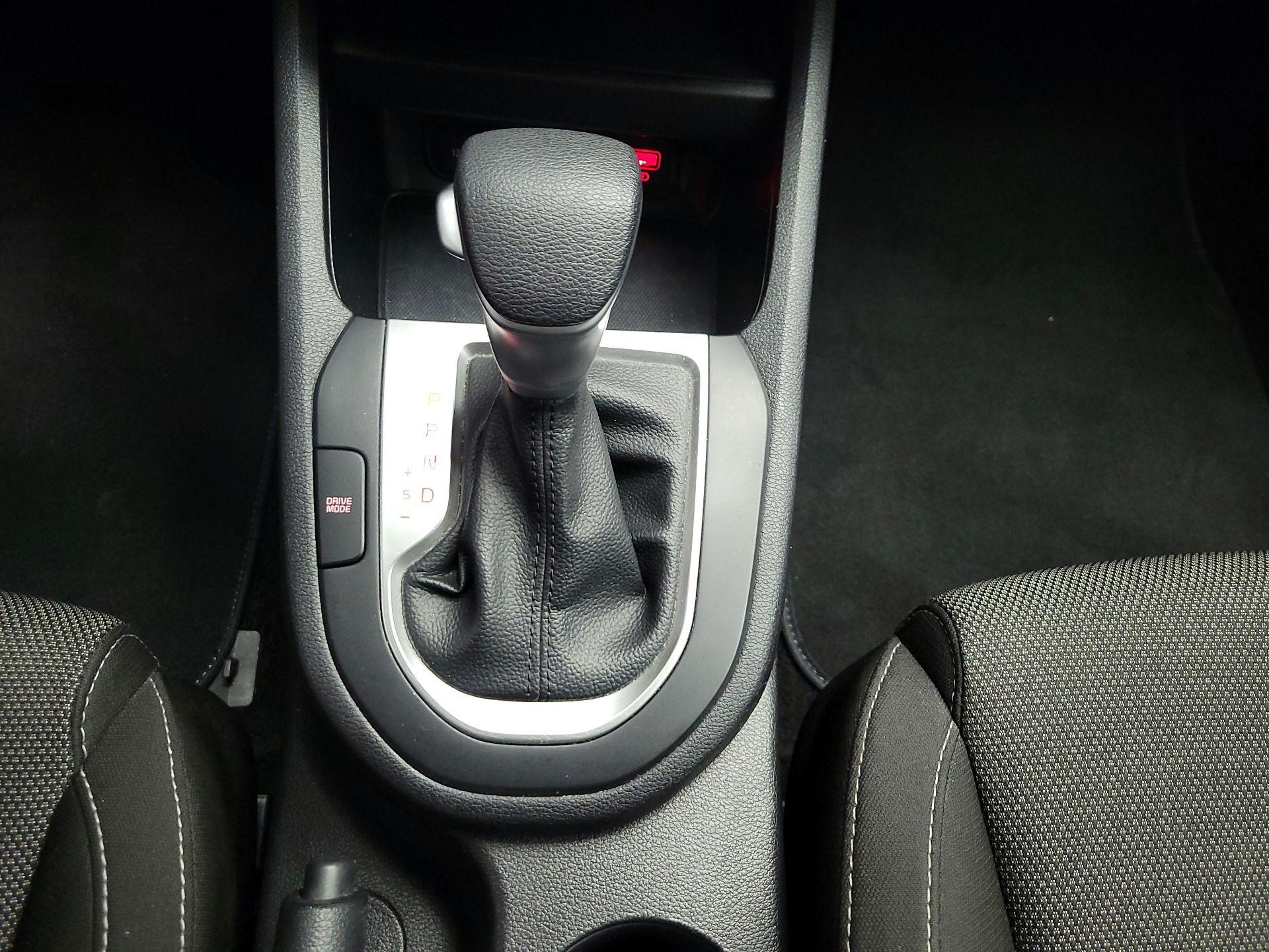 Thumbnail: 2024 Kia Forte - 16