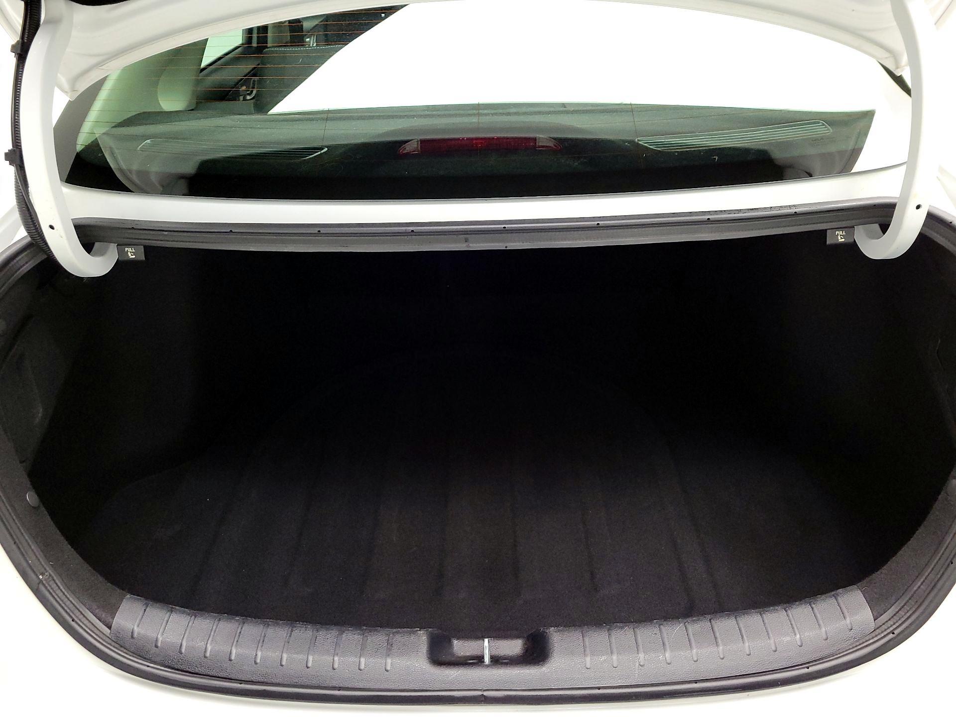 Thumbnail: 2024 Kia Forte - 19