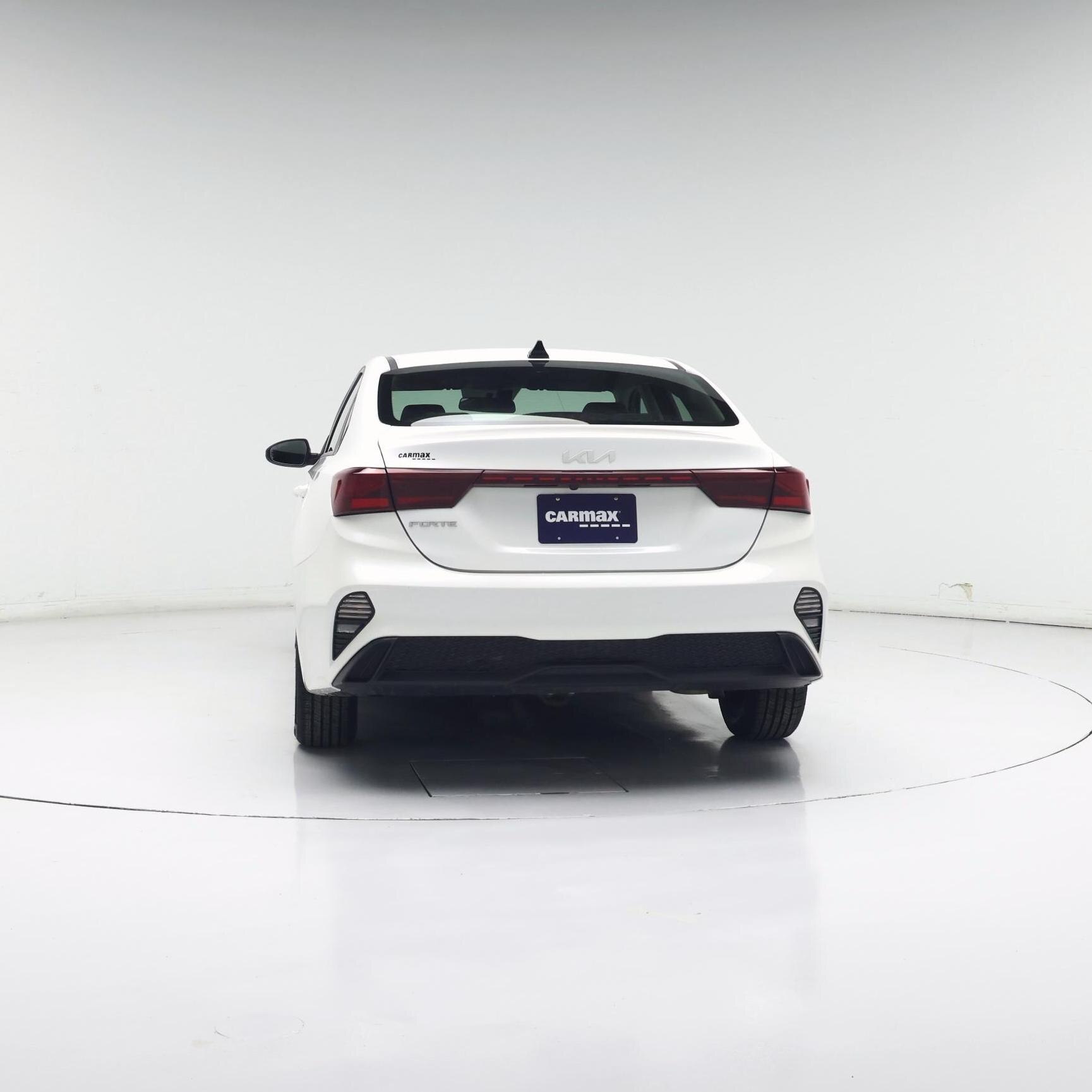 Thumbnail: 2024 Kia Forte - 6