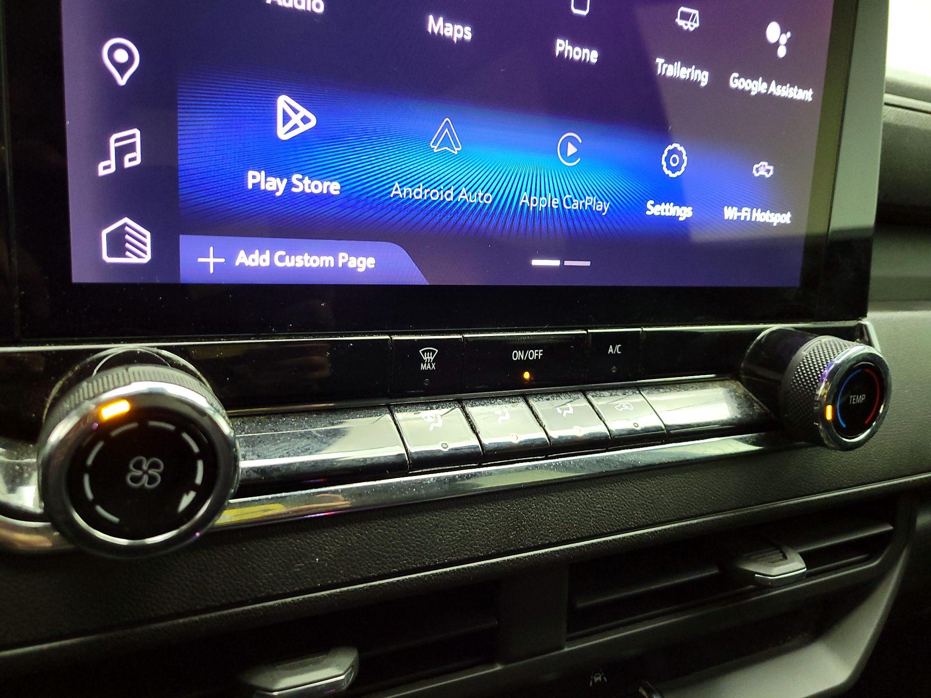 Thumbnail: 2023 Chevrolet Colorado - 16