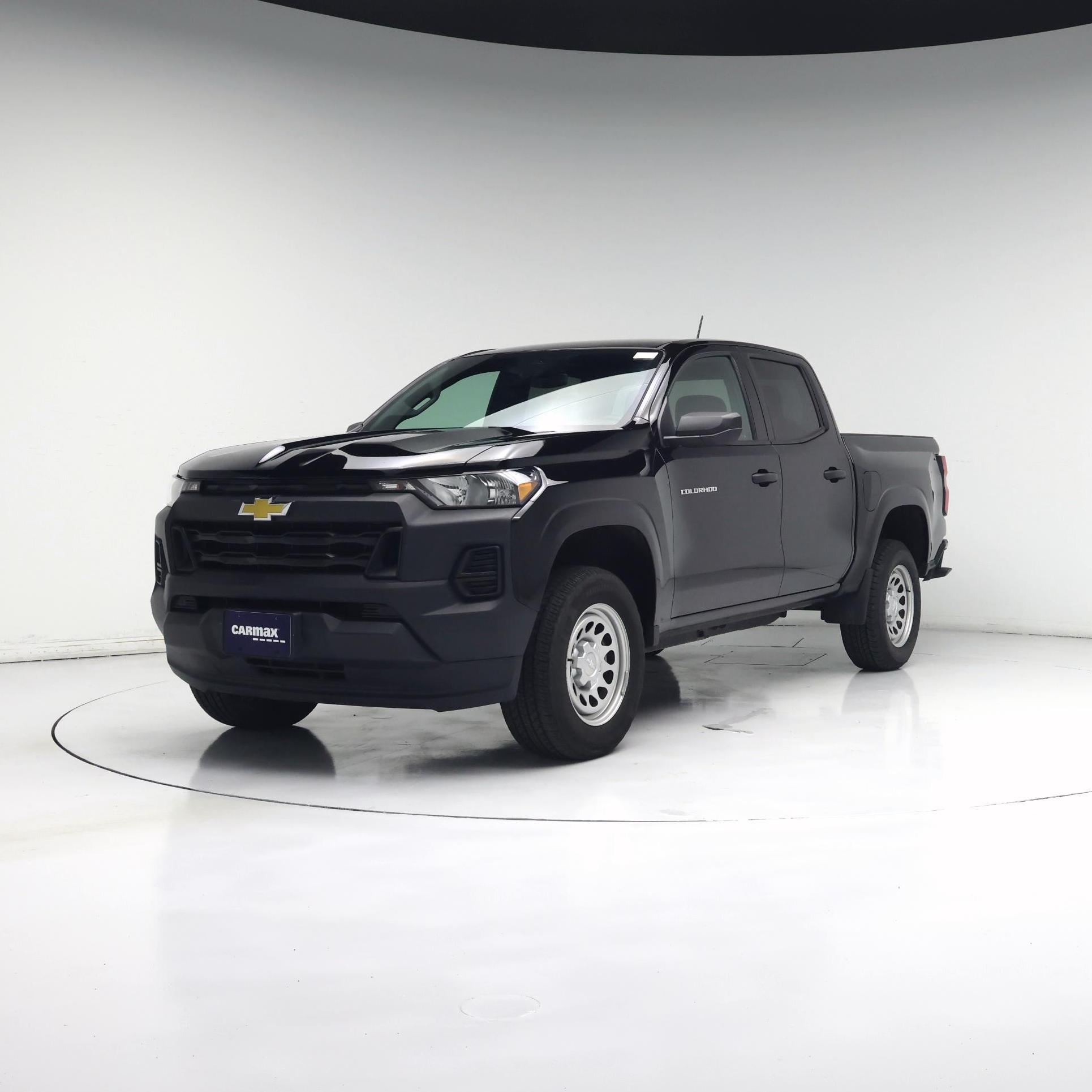 Thumbnail: 2023 Chevrolet Colorado - 4