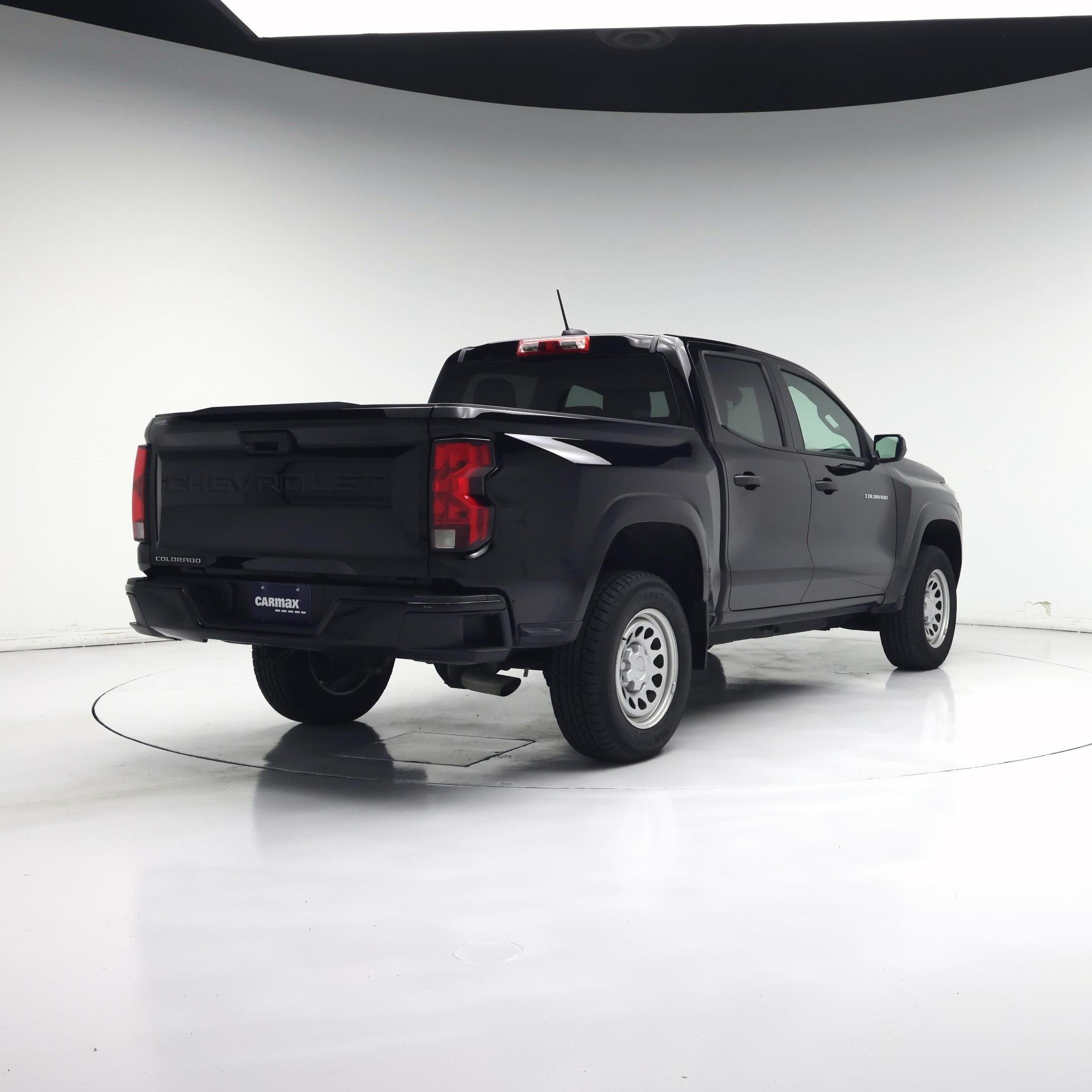 Thumbnail: 2023 Chevrolet Colorado - 8