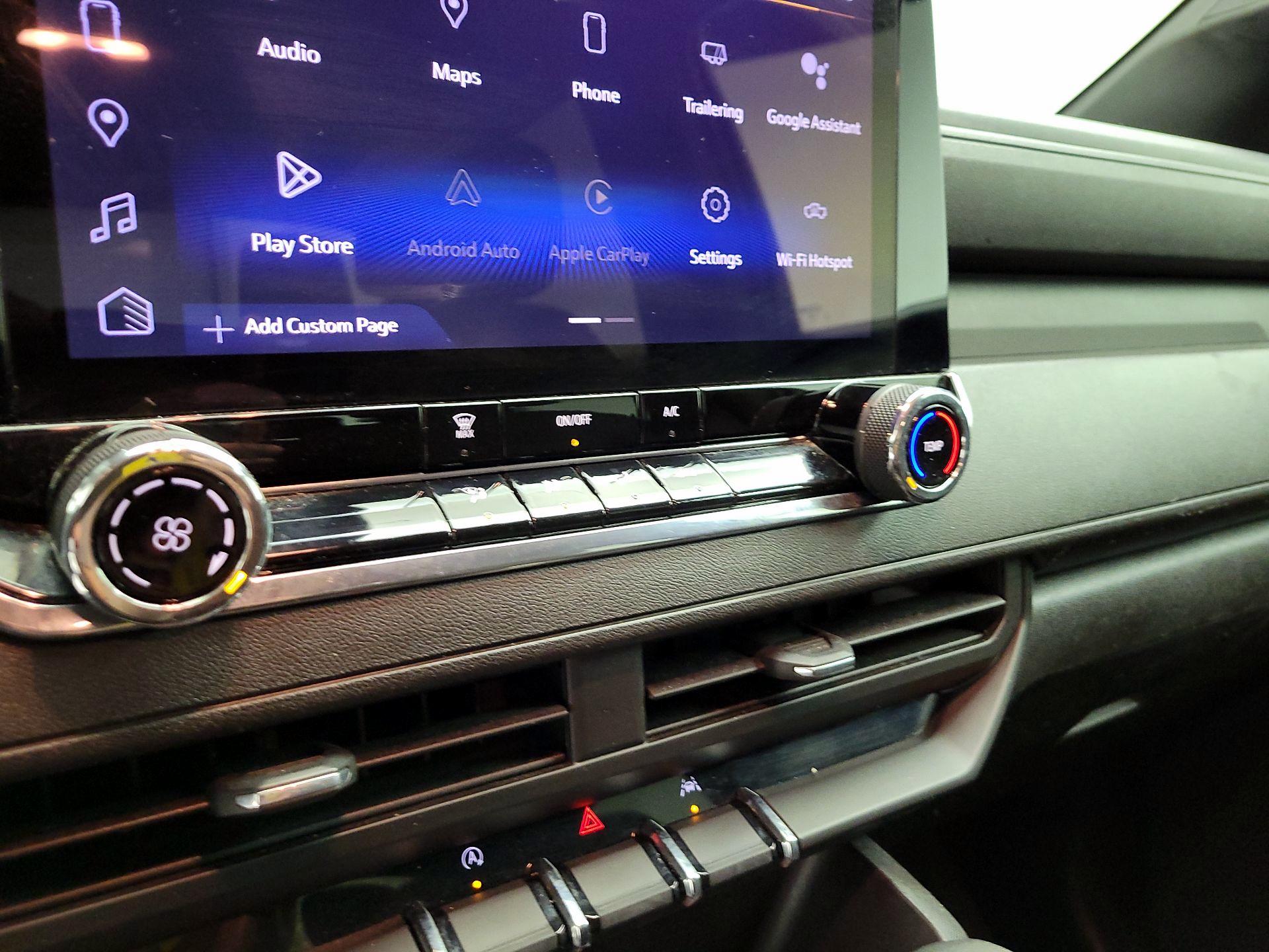 Thumbnail: 2023 Chevrolet Colorado - 14