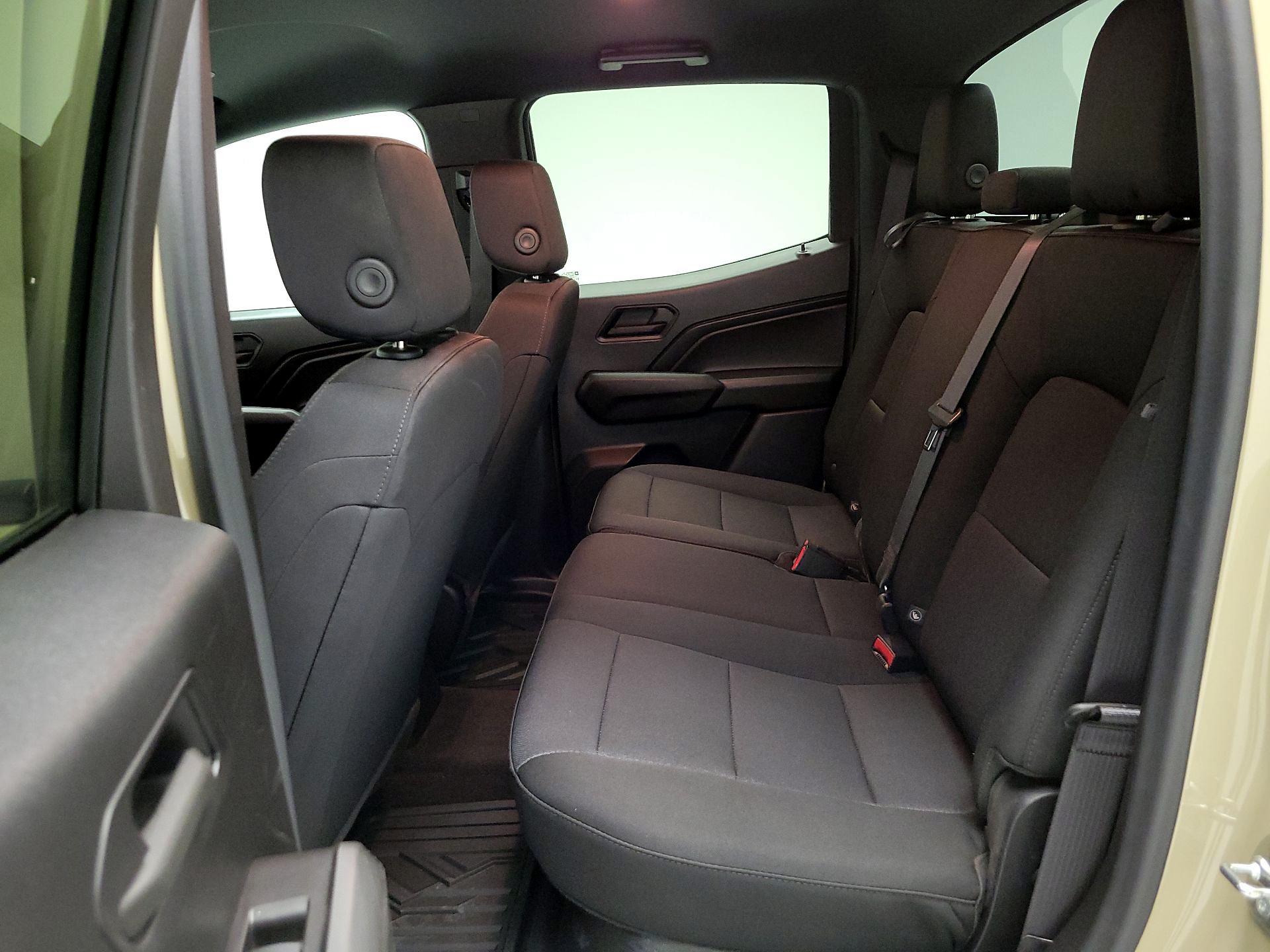 Thumbnail: 2024 Chevrolet Colorado - 18