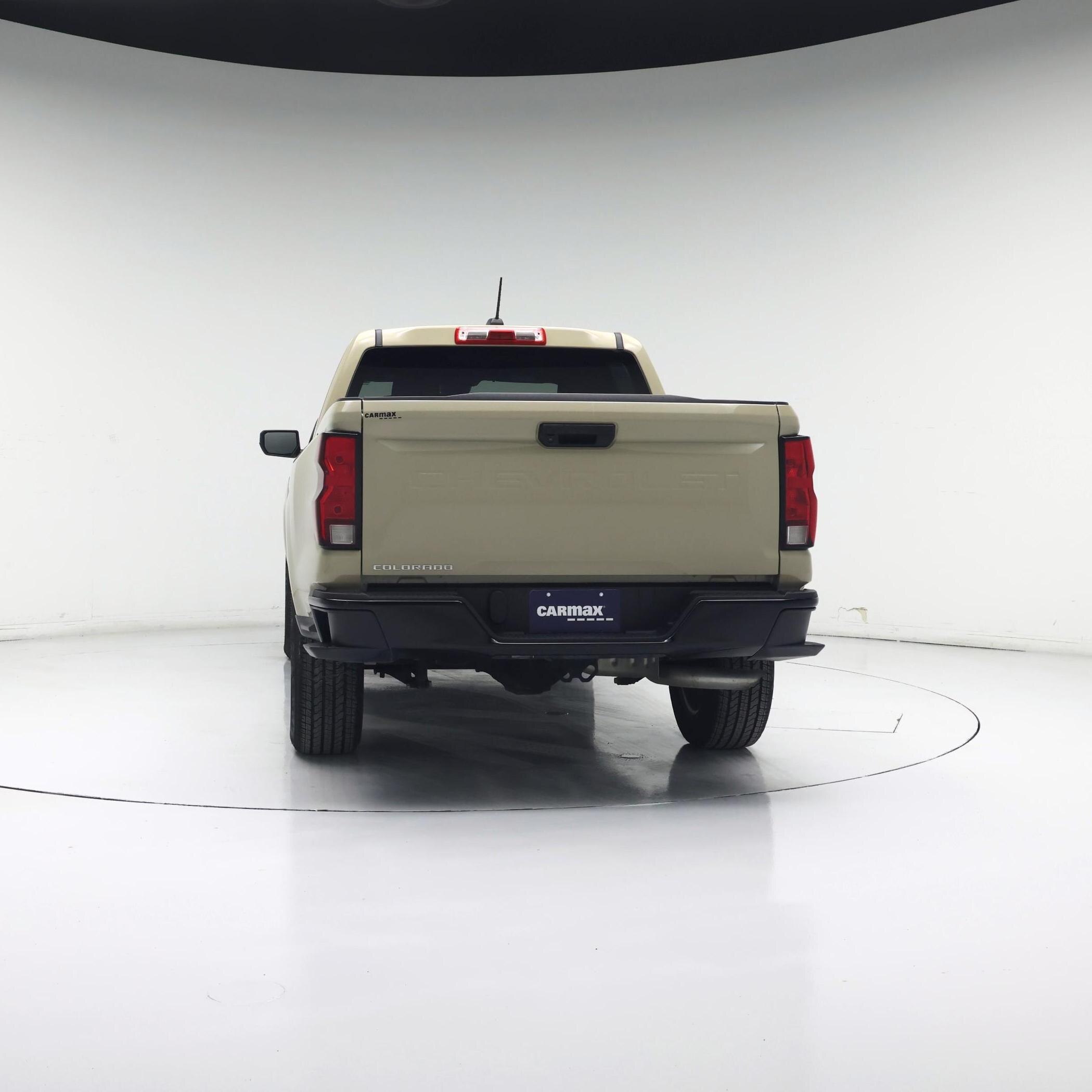 Thumbnail: 2024 Chevrolet Colorado - 6