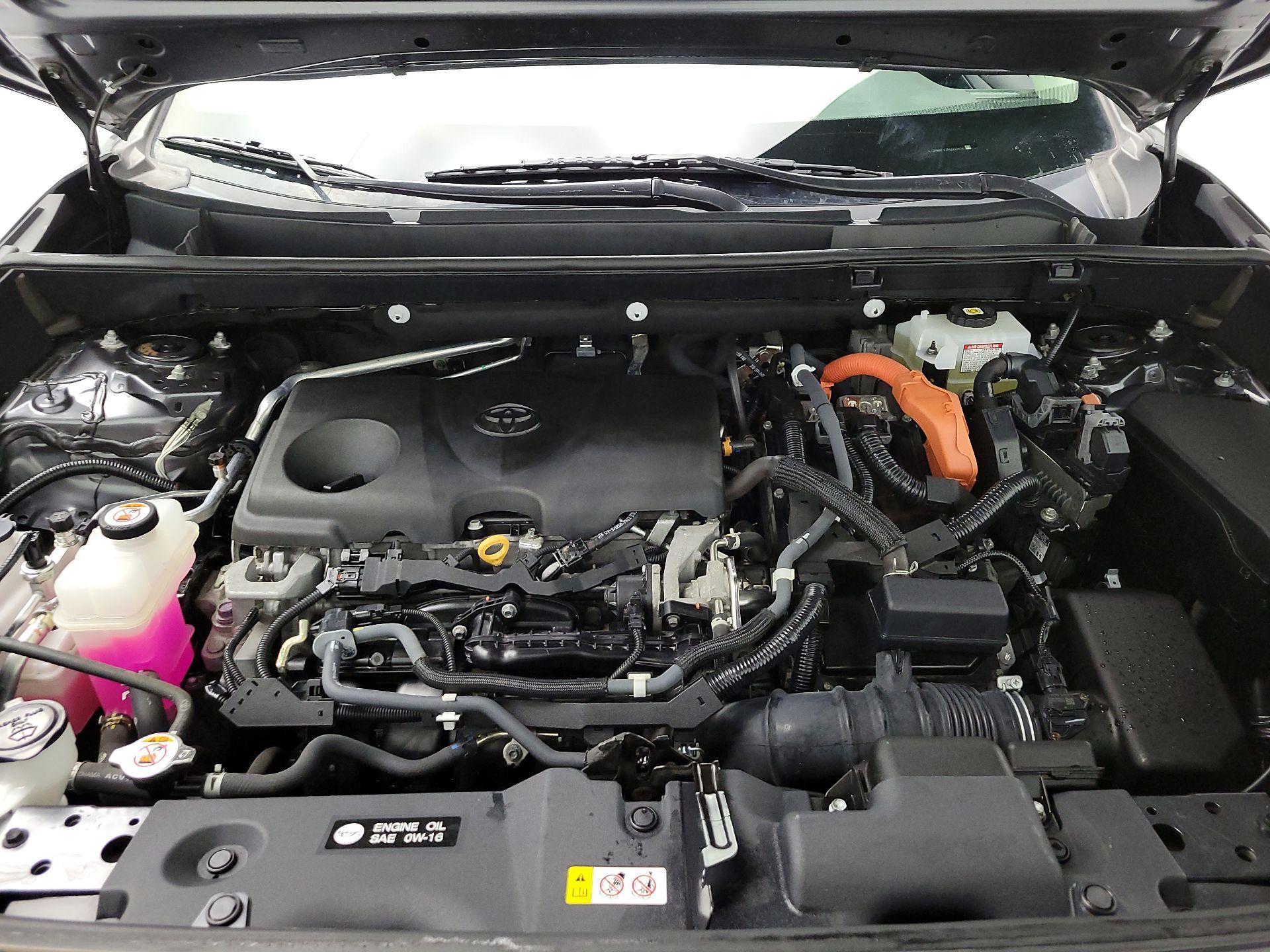 Thumbnail: 2021 Toyota RAV4 - 20