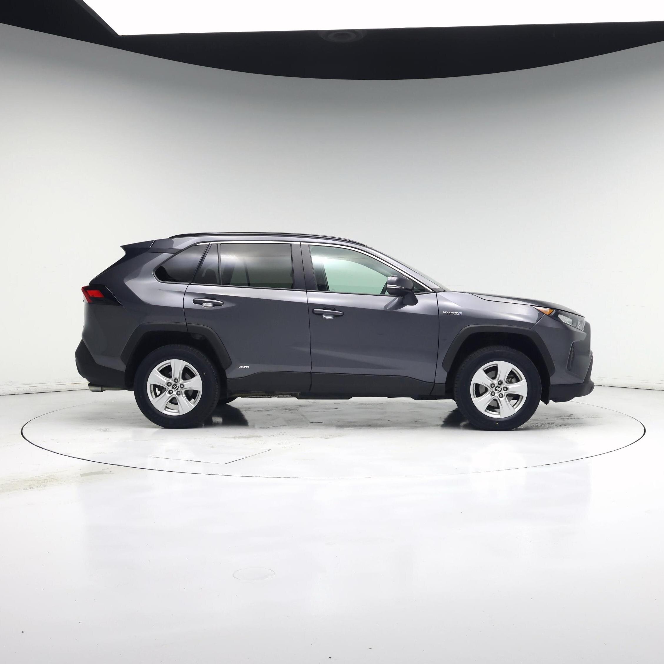 Thumbnail: 2021 Toyota RAV4 - 7
