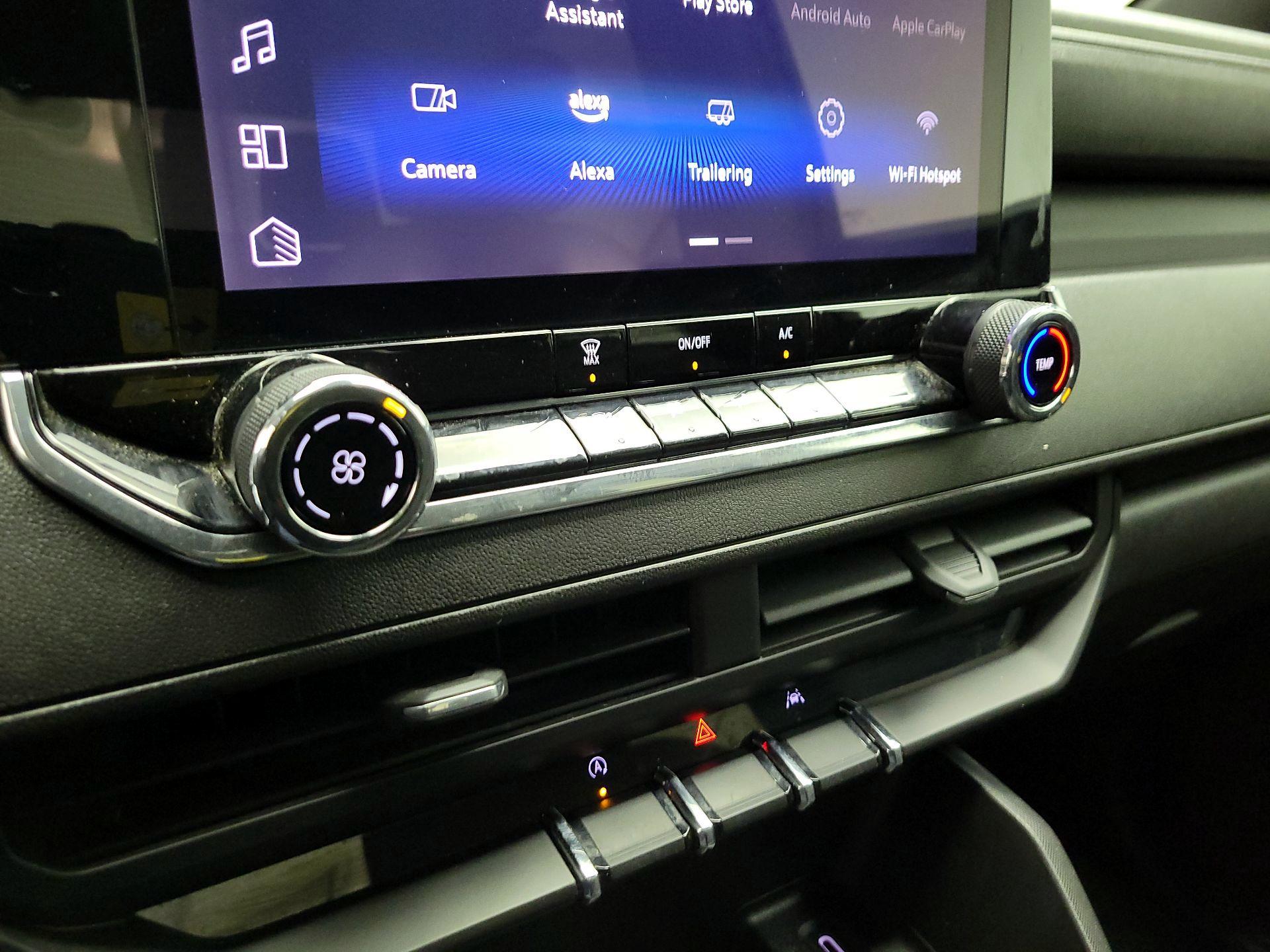 Thumbnail: 2023 Chevrolet Colorado - 15