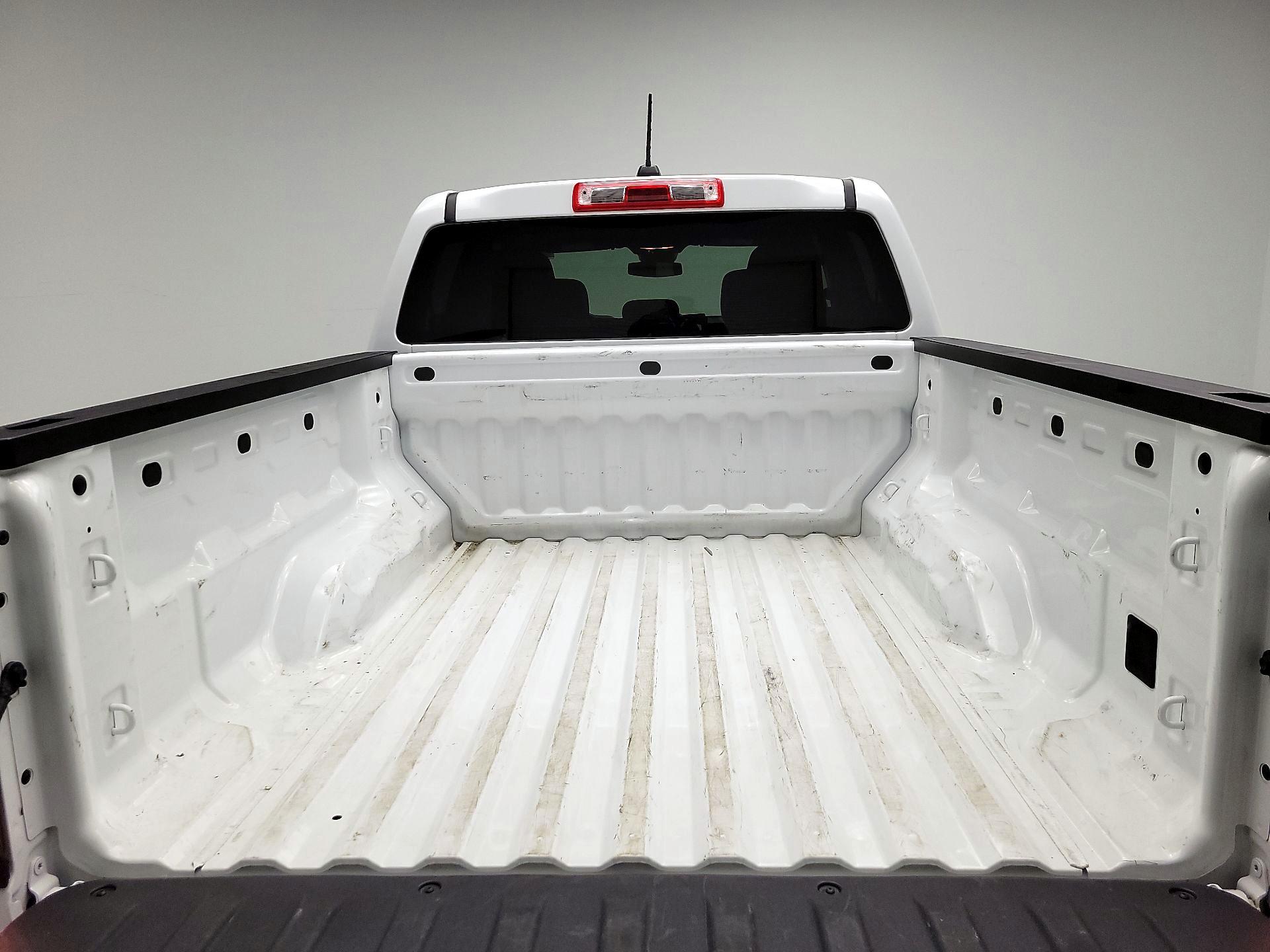 Thumbnail: 2023 Chevrolet Colorado - 19