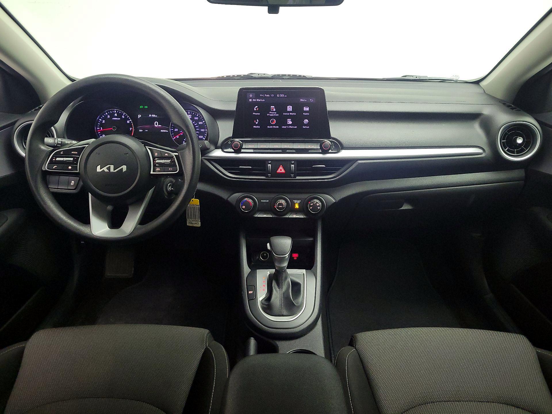 Thumbnail: 2024 Kia Forte - 9