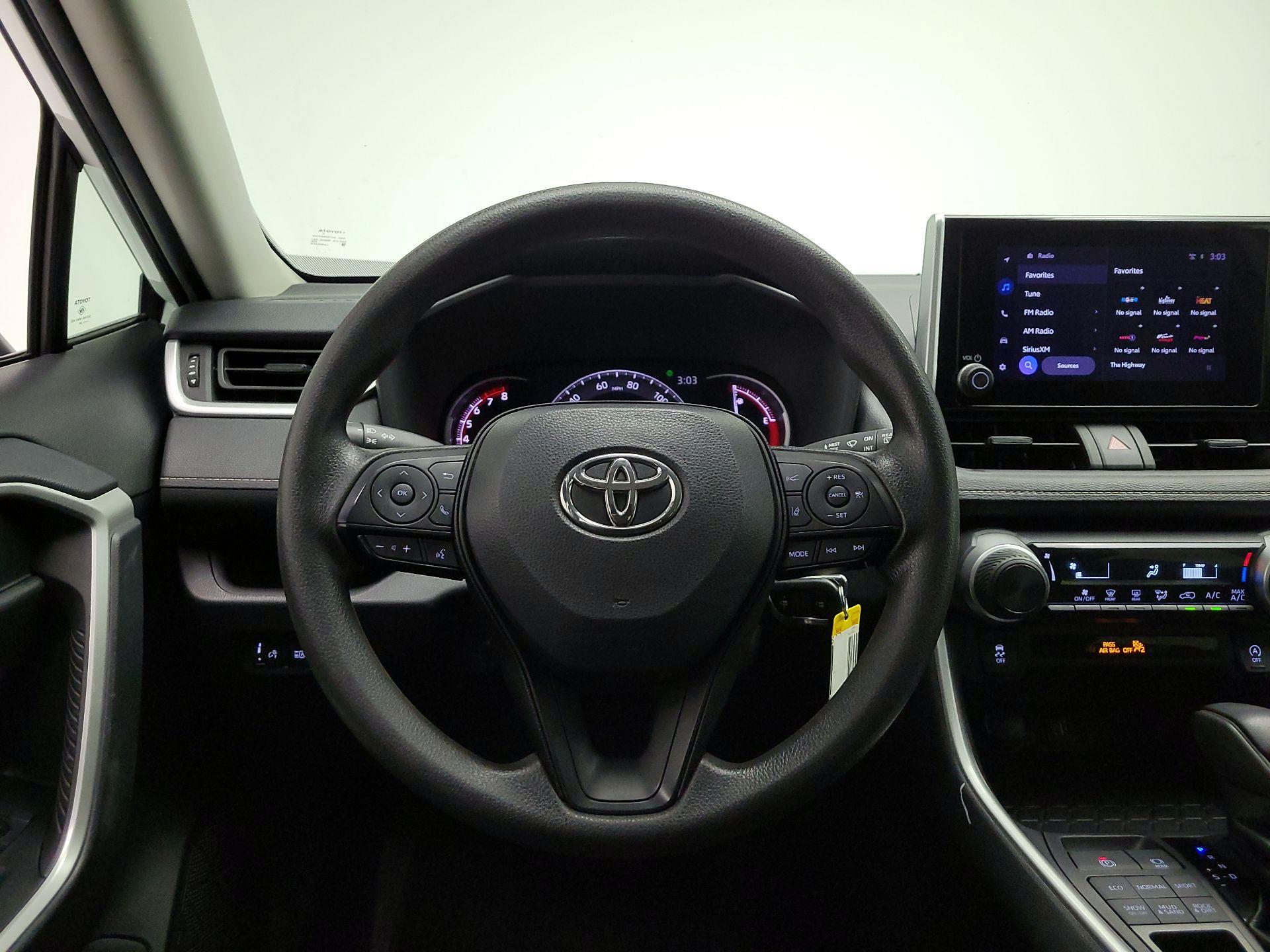Thumbnail: 2024 Toyota RAV4 - 10