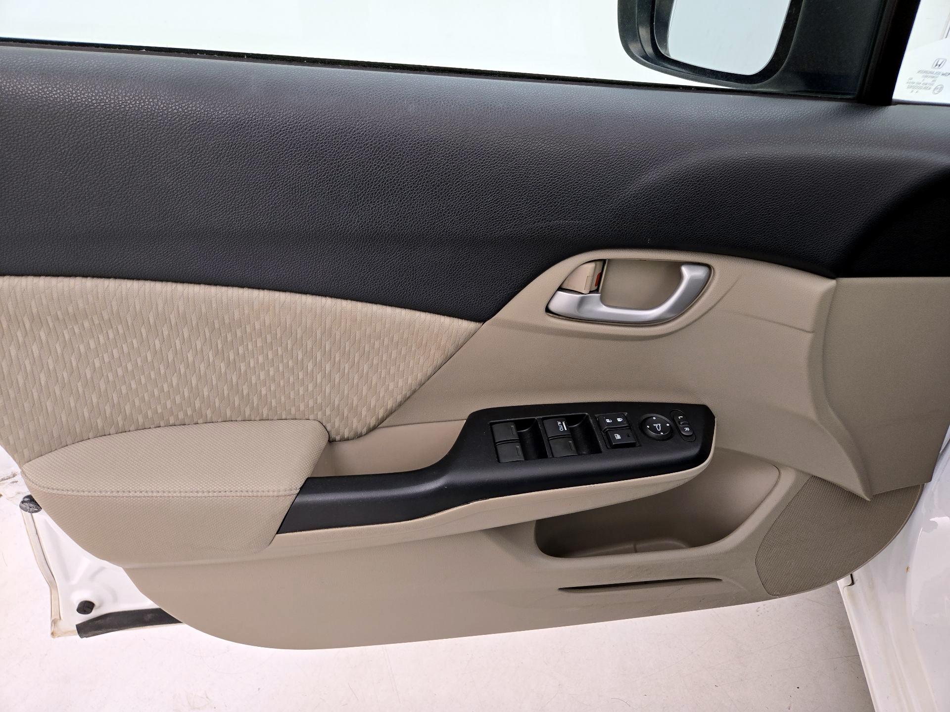 Thumbnail: 2014 Honda Civic - 12