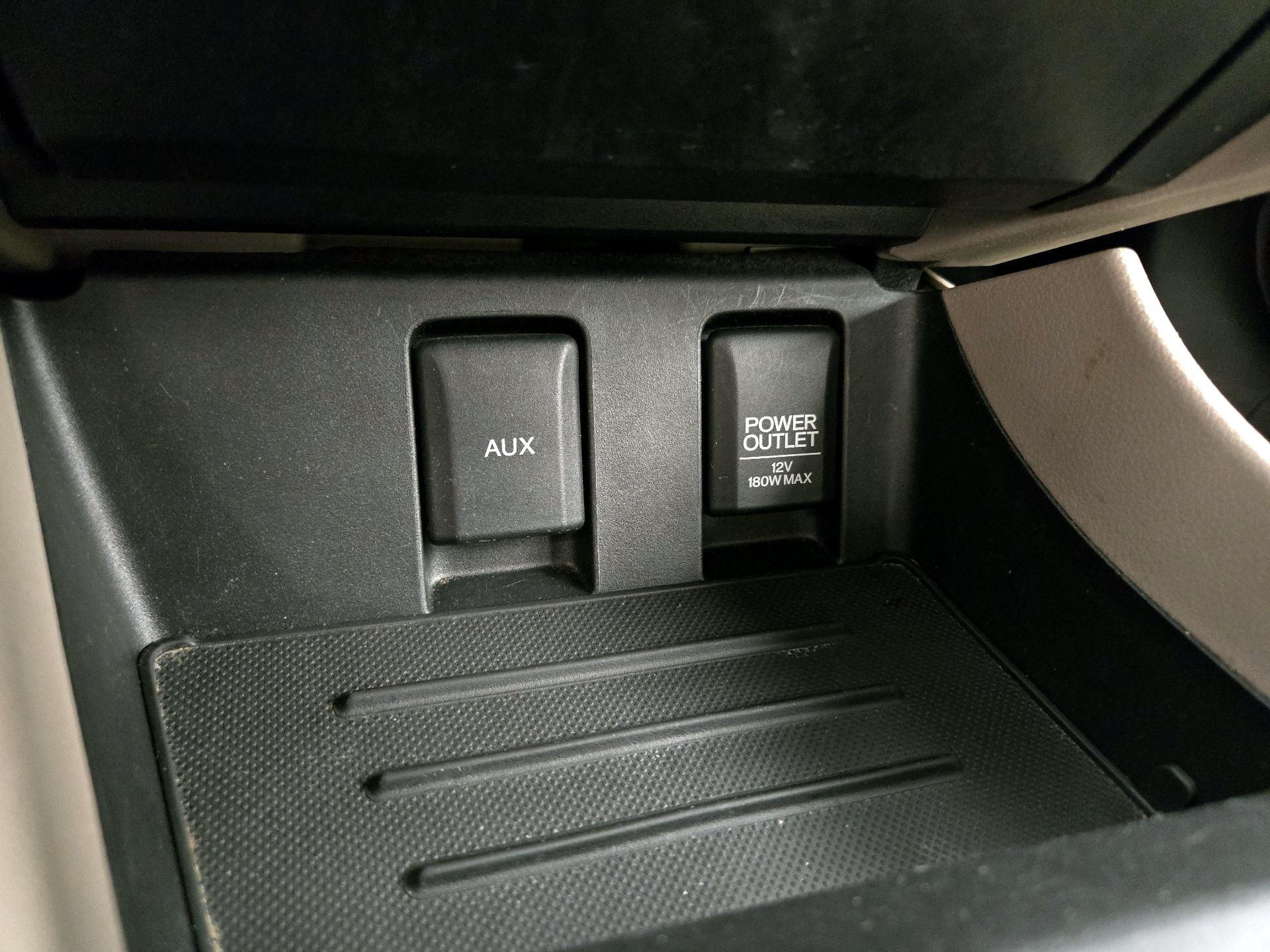 Thumbnail: 2014 Honda Civic - 18