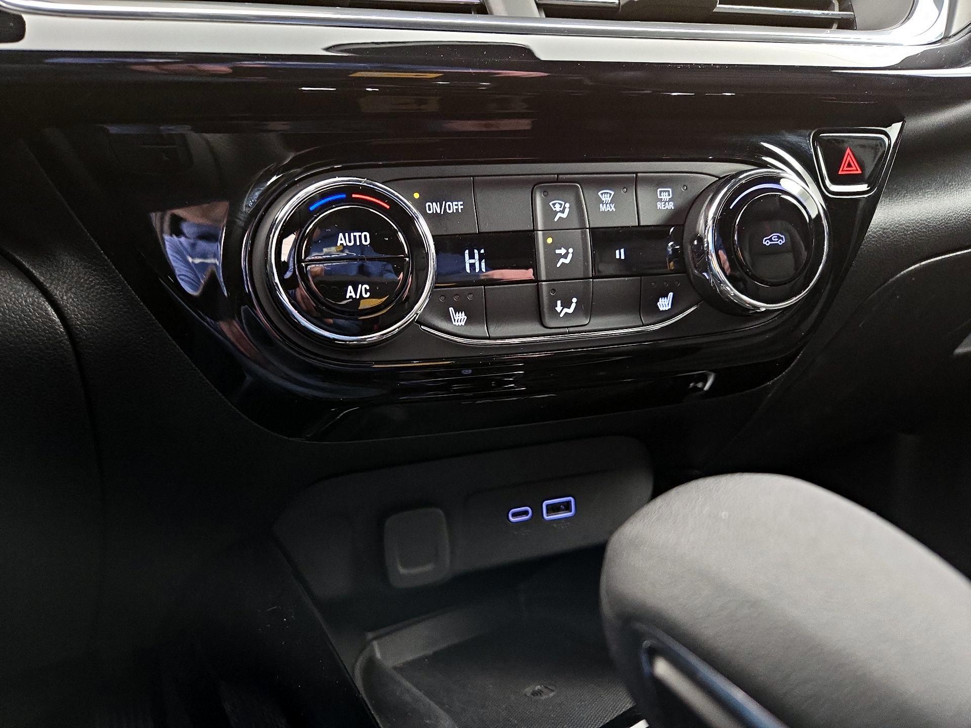 Thumbnail: 2024 Chevrolet Trax - 16