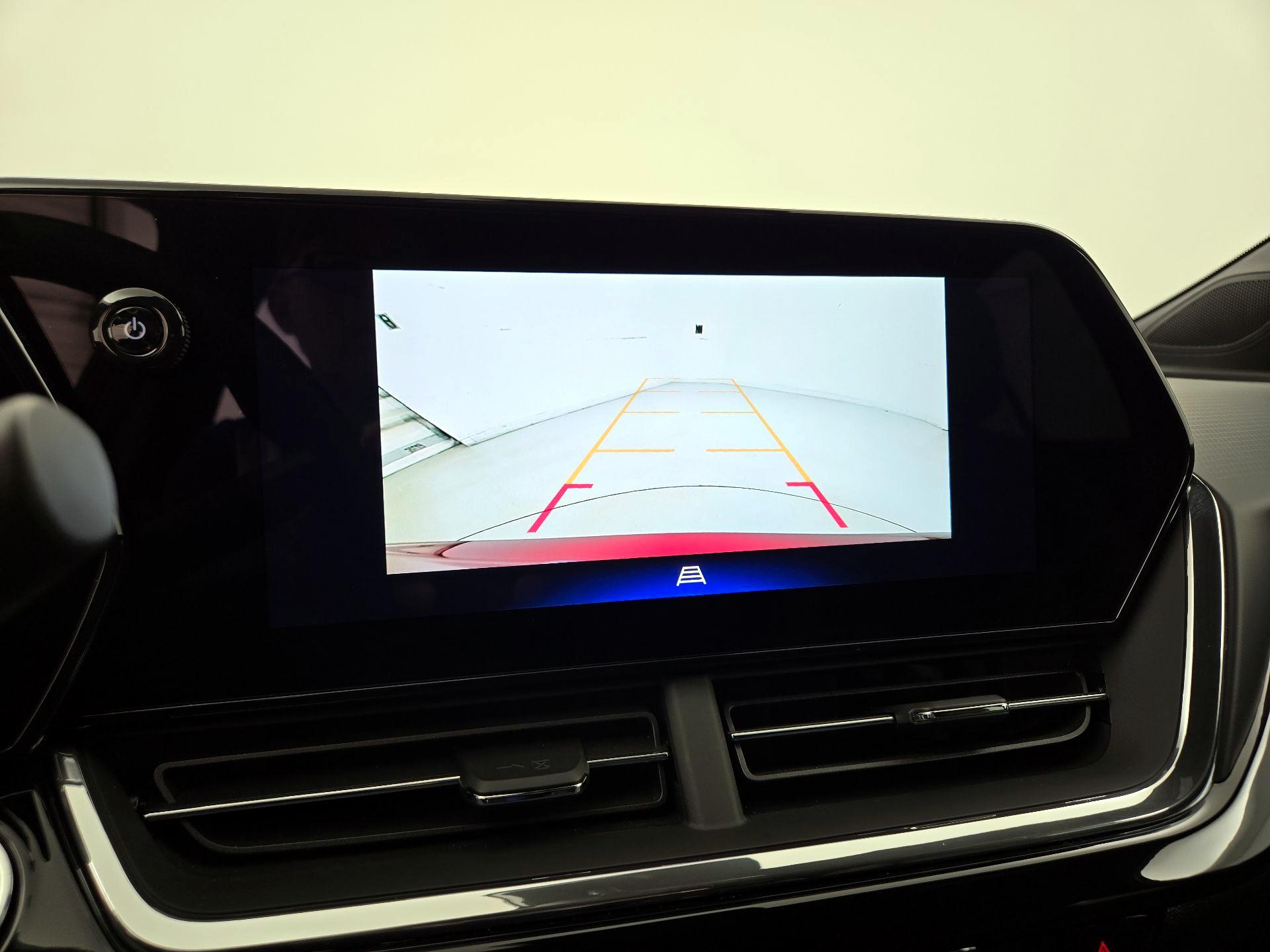 Thumbnail: 2025 Chevrolet Trax - 14